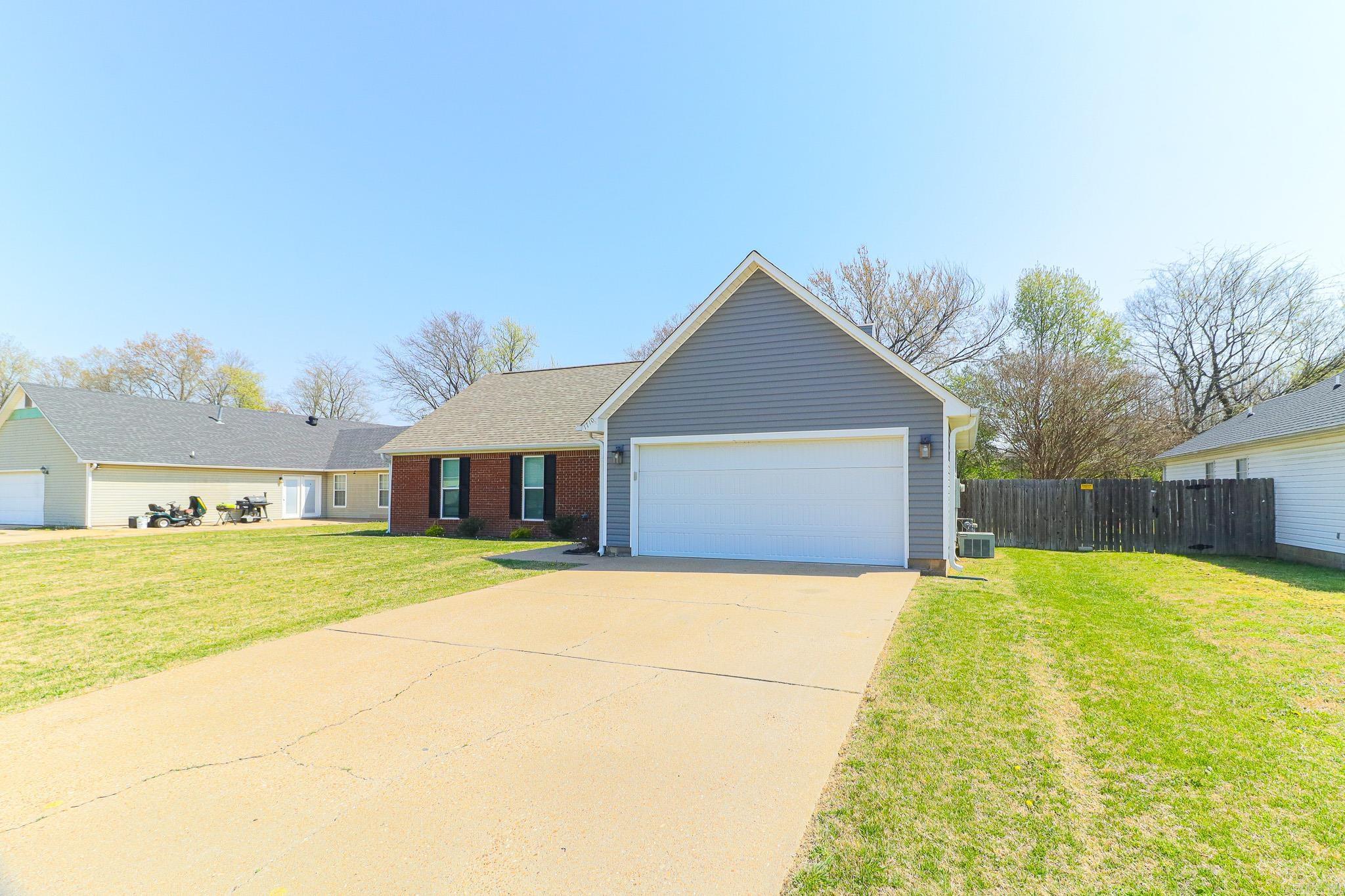 1710 Hibiscus  Jonesboro, AR