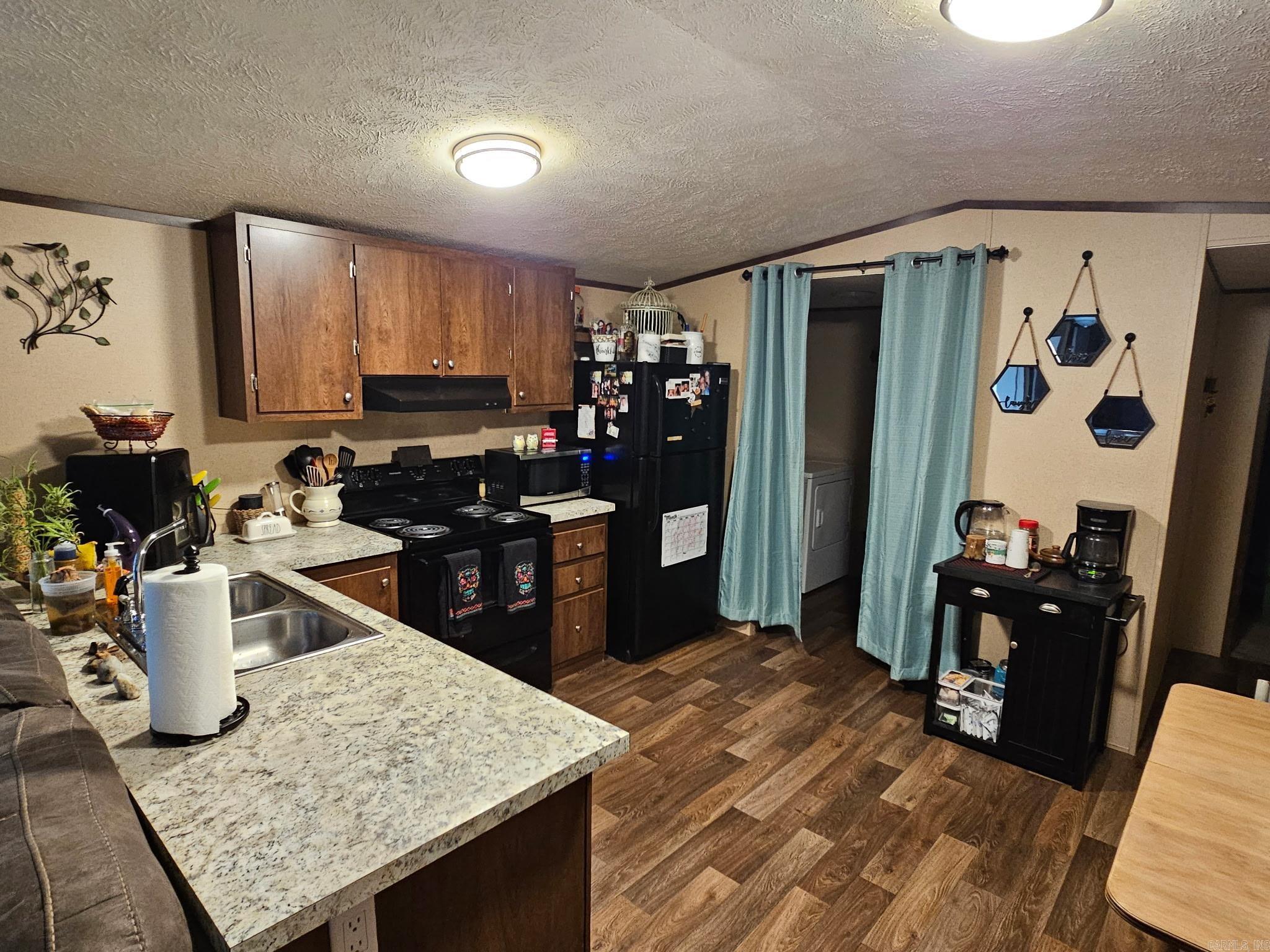 154 Renae Blvd  Greers Ferry, AR