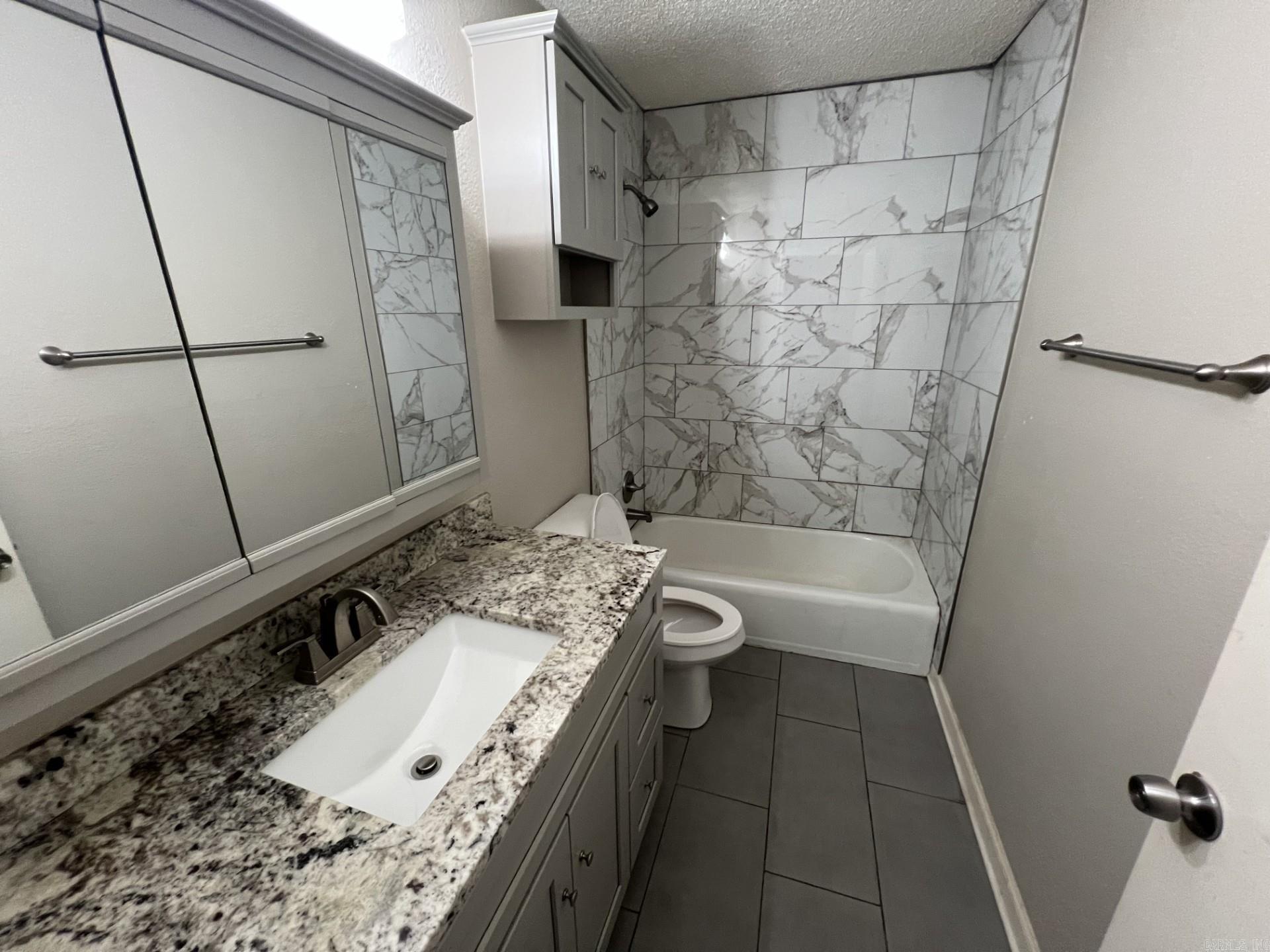 2700 Spring  Little Rock, AR