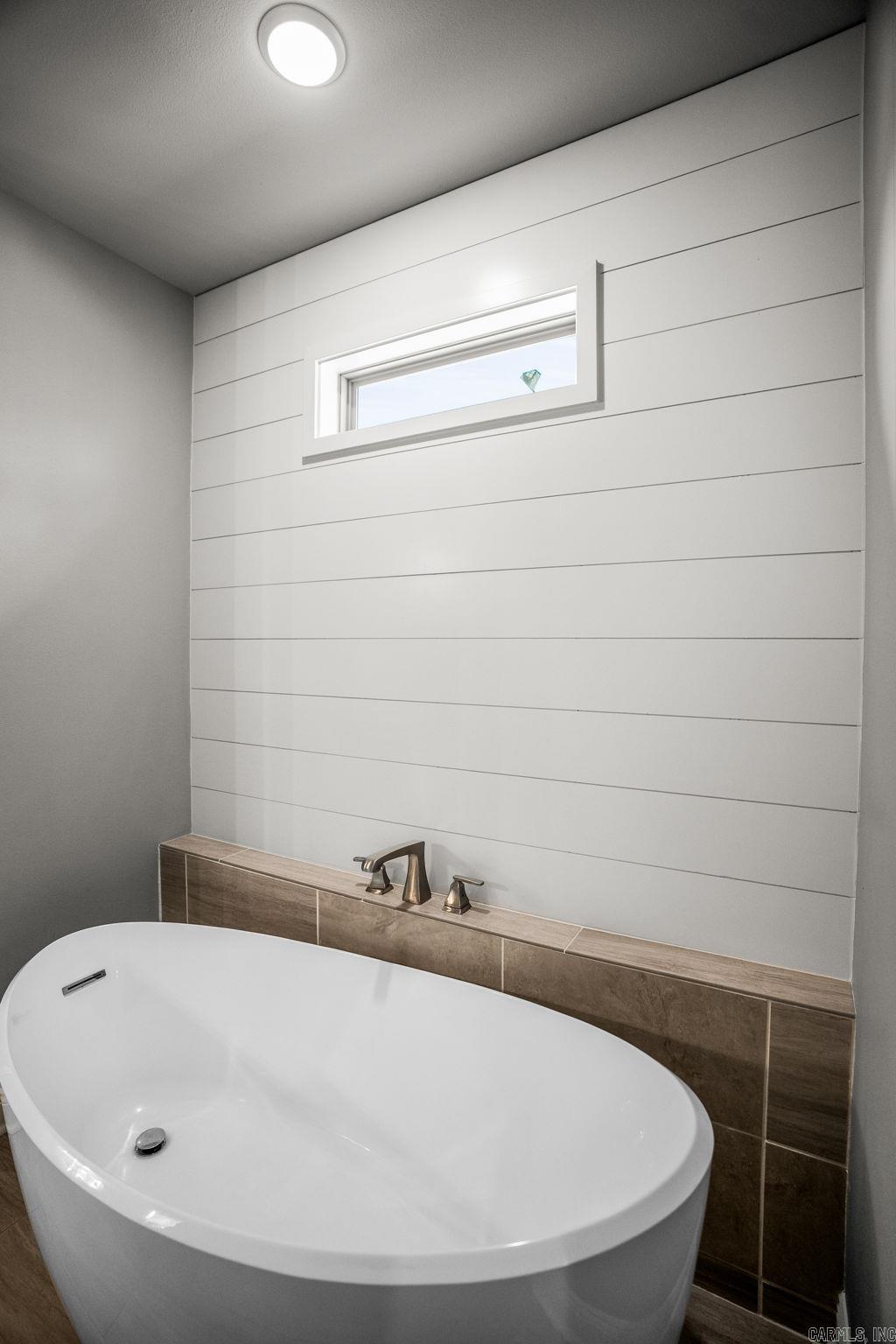 3 Ridgeview  Maumelle, AR