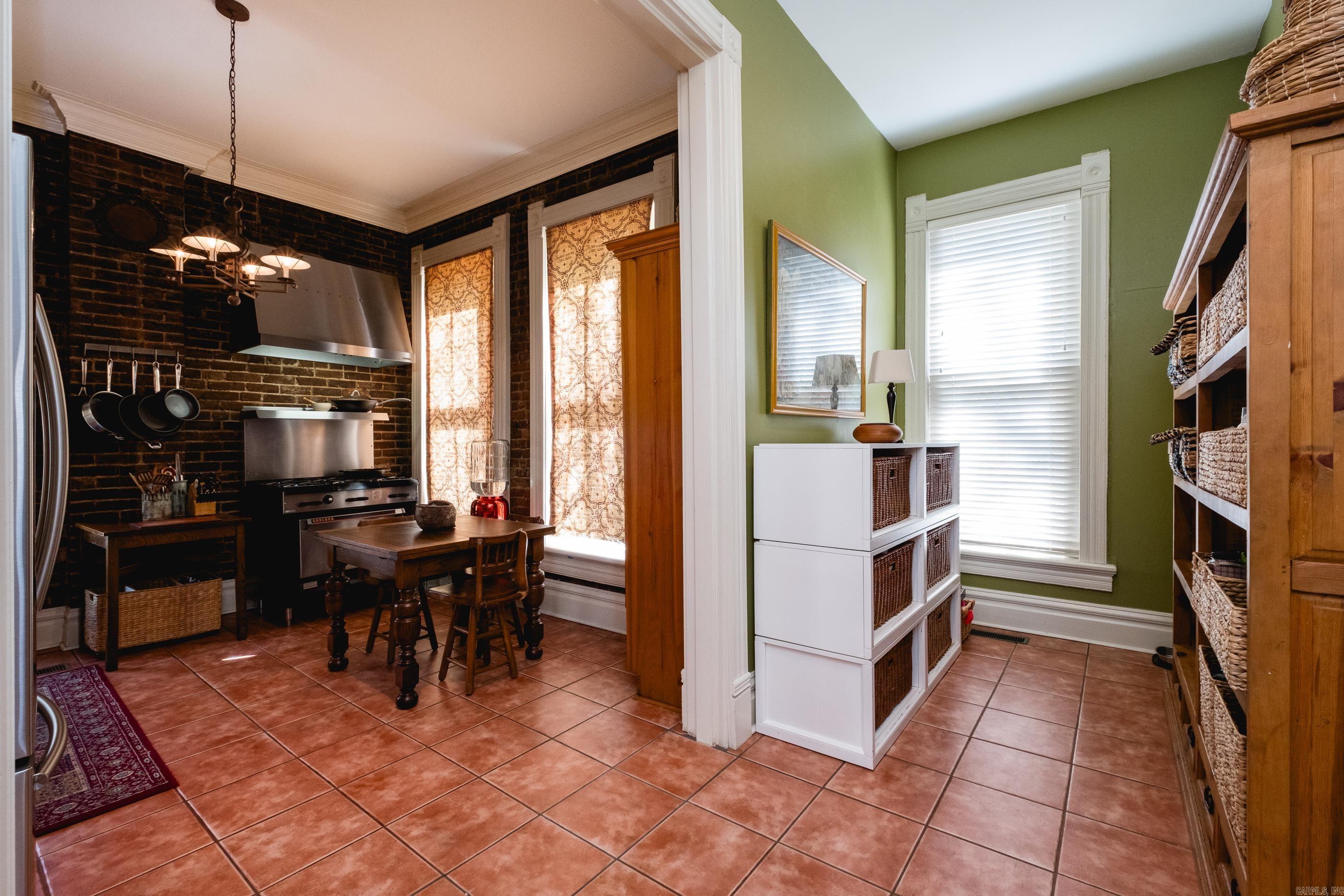 1805 S Arch Street  Little Rock, AR