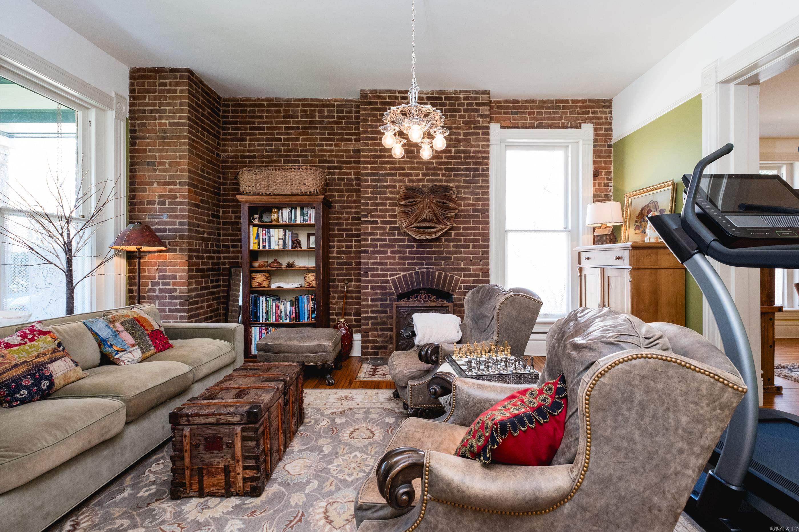 1805 S Arch Street  Little Rock, AR