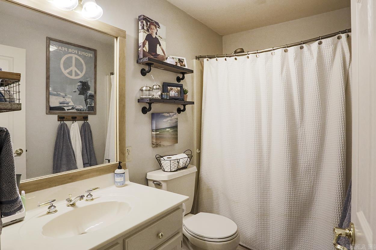 8 Silver Meadow Cove  North Little Rock, AR