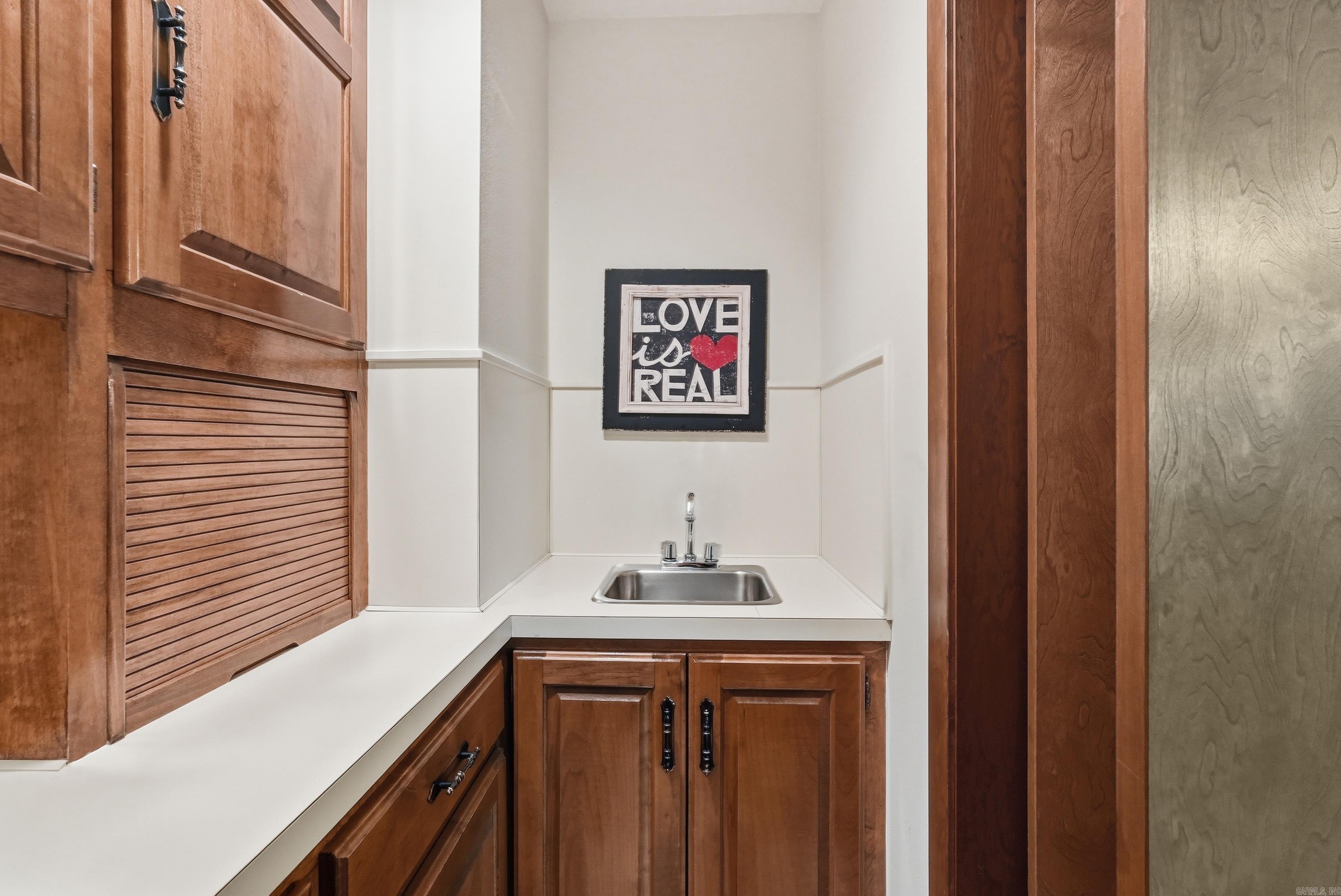 1190 Cambridge  Benton, AR