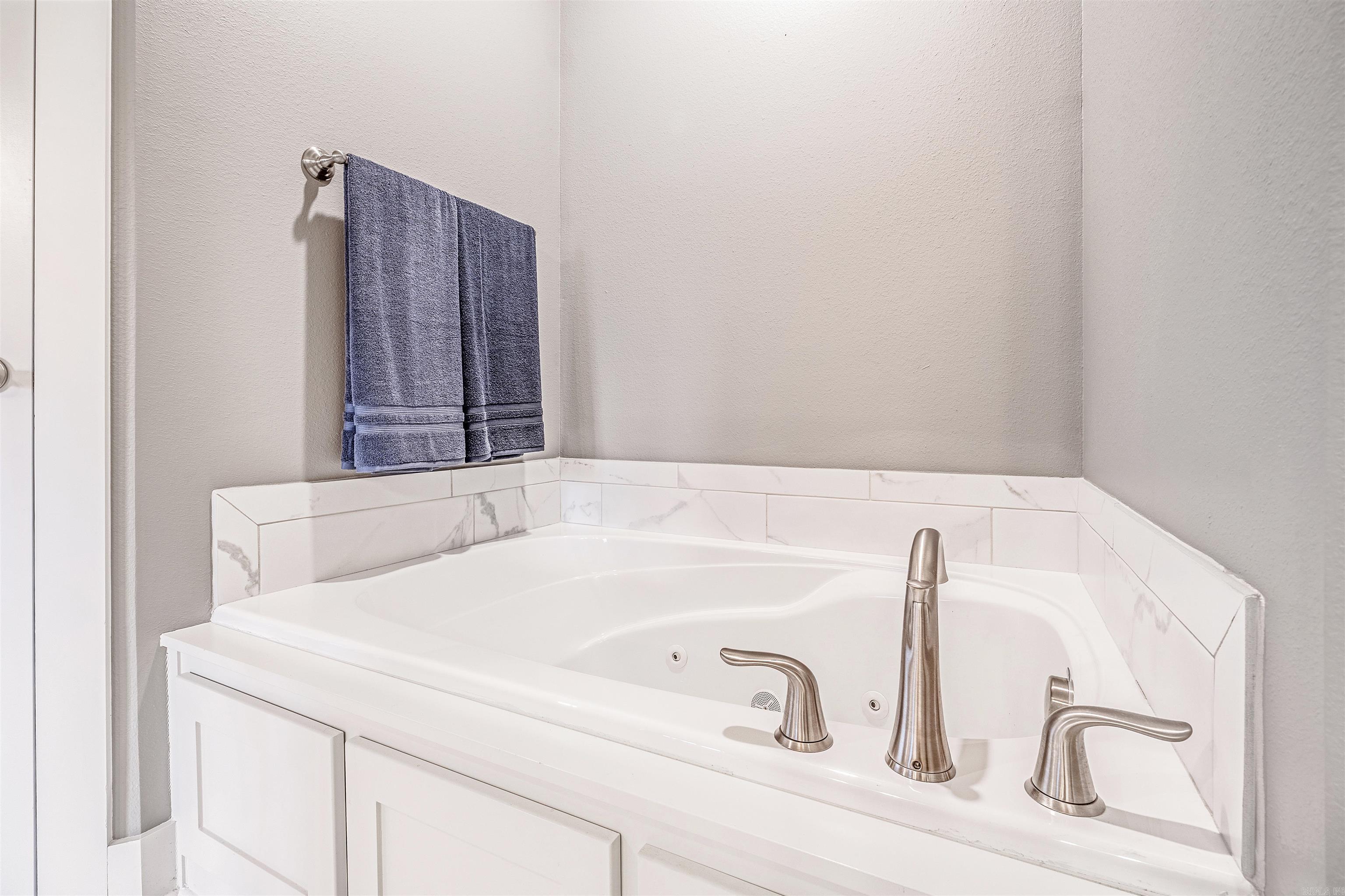 25 Joel Lane  Maumelle, AR