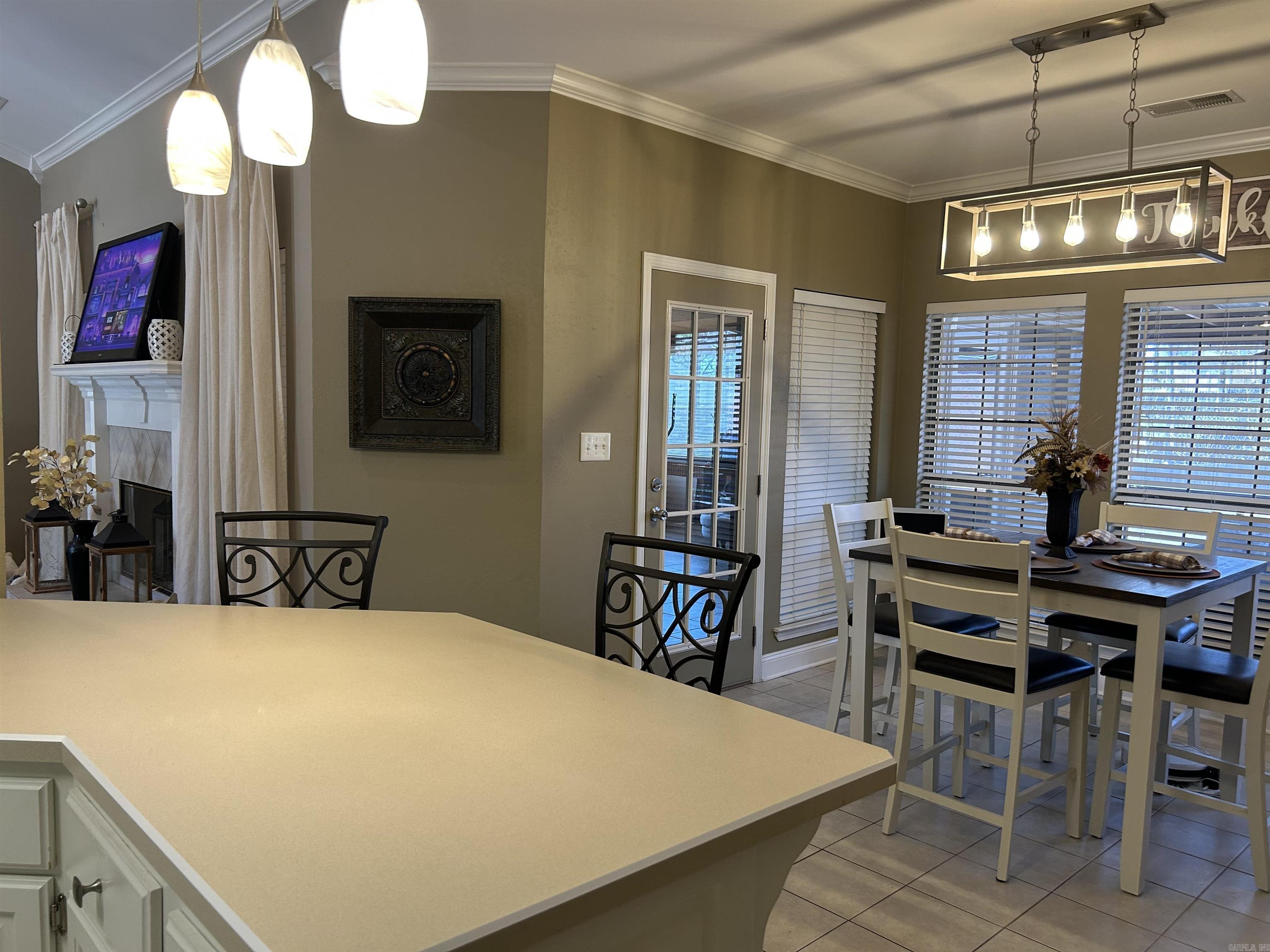 24 Ozark  Maumelle, AR