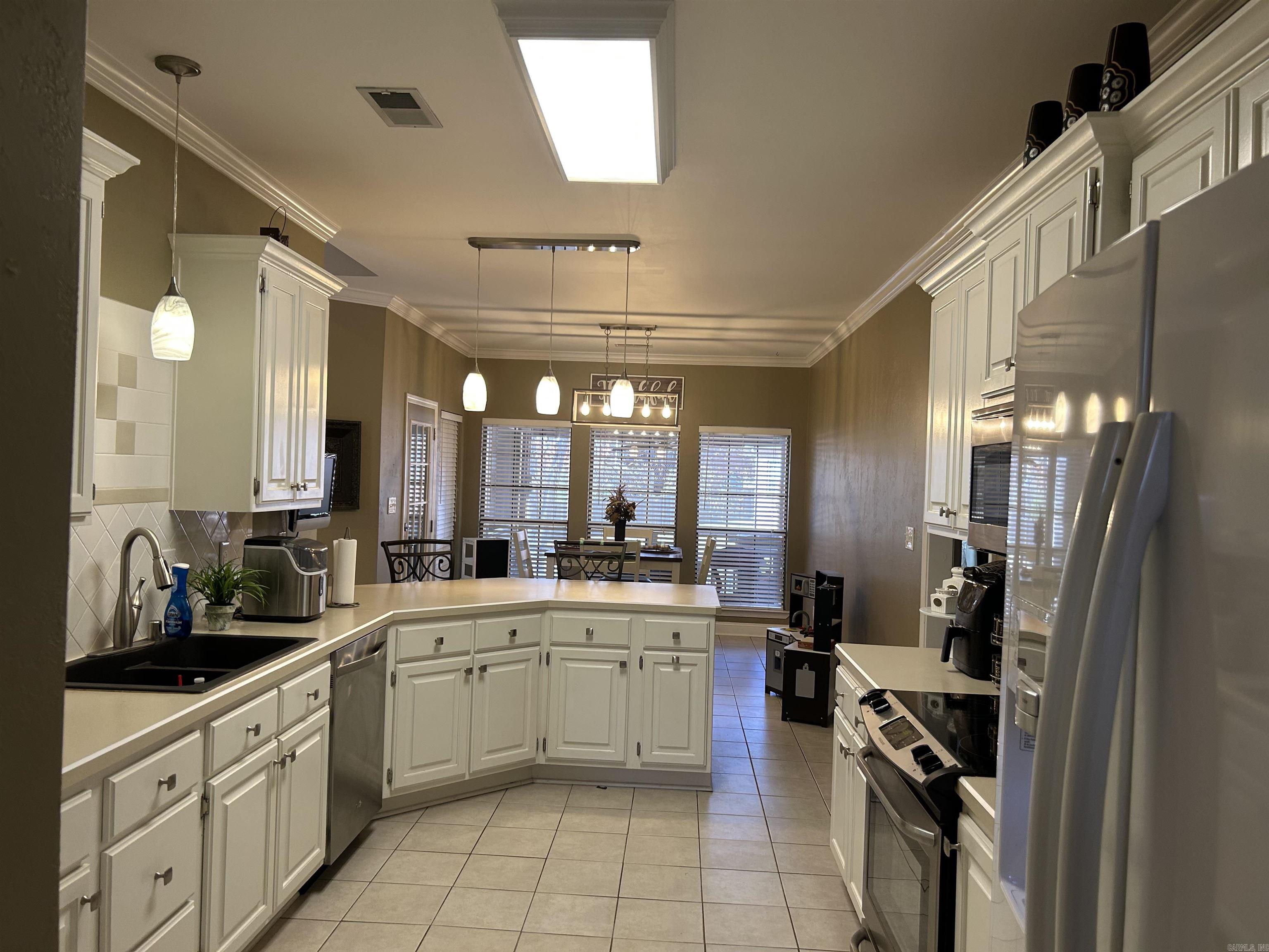 24 Ozark  Maumelle, AR