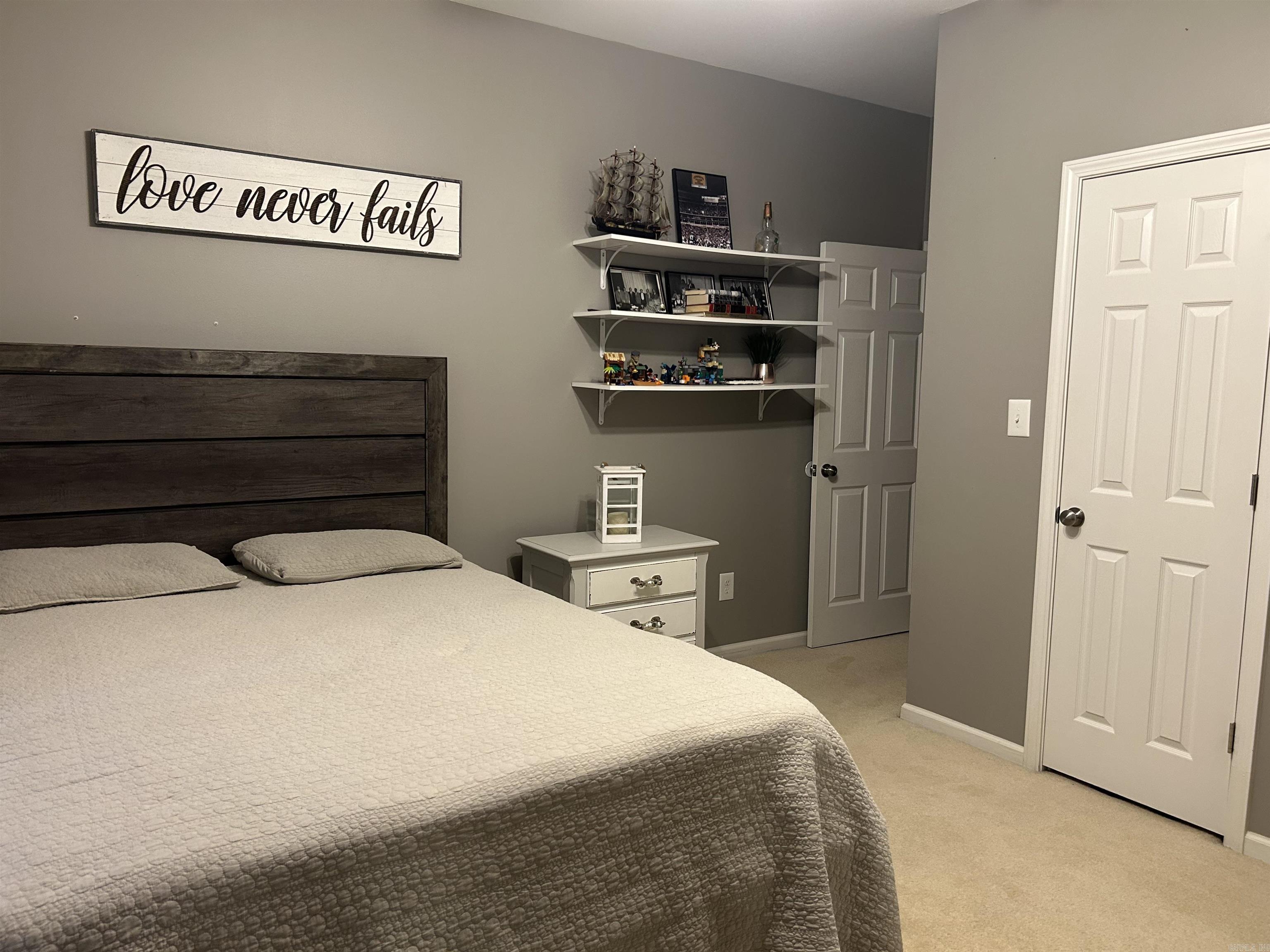 24 Ozark  Maumelle, AR