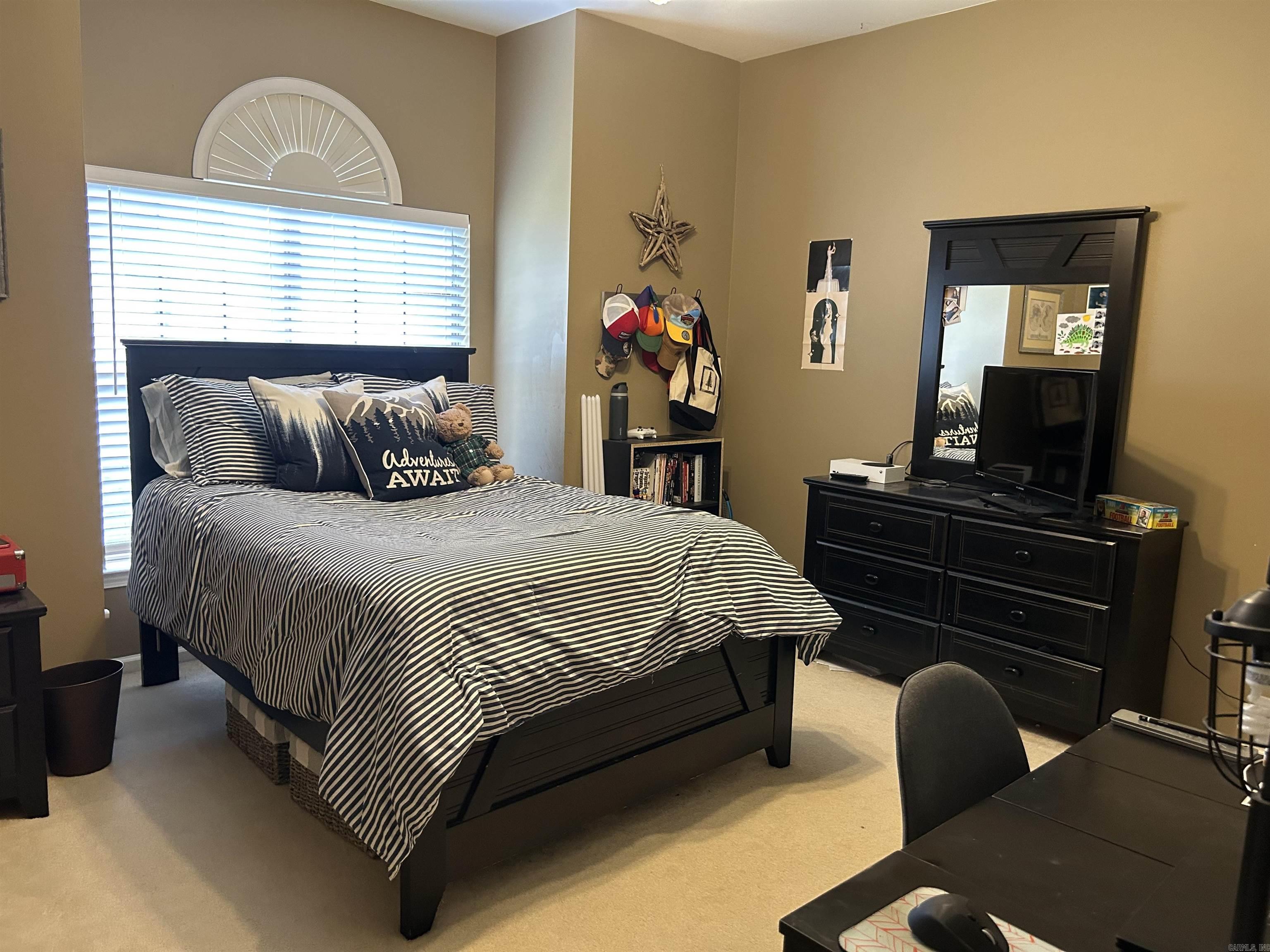 24 Ozark  Maumelle, AR