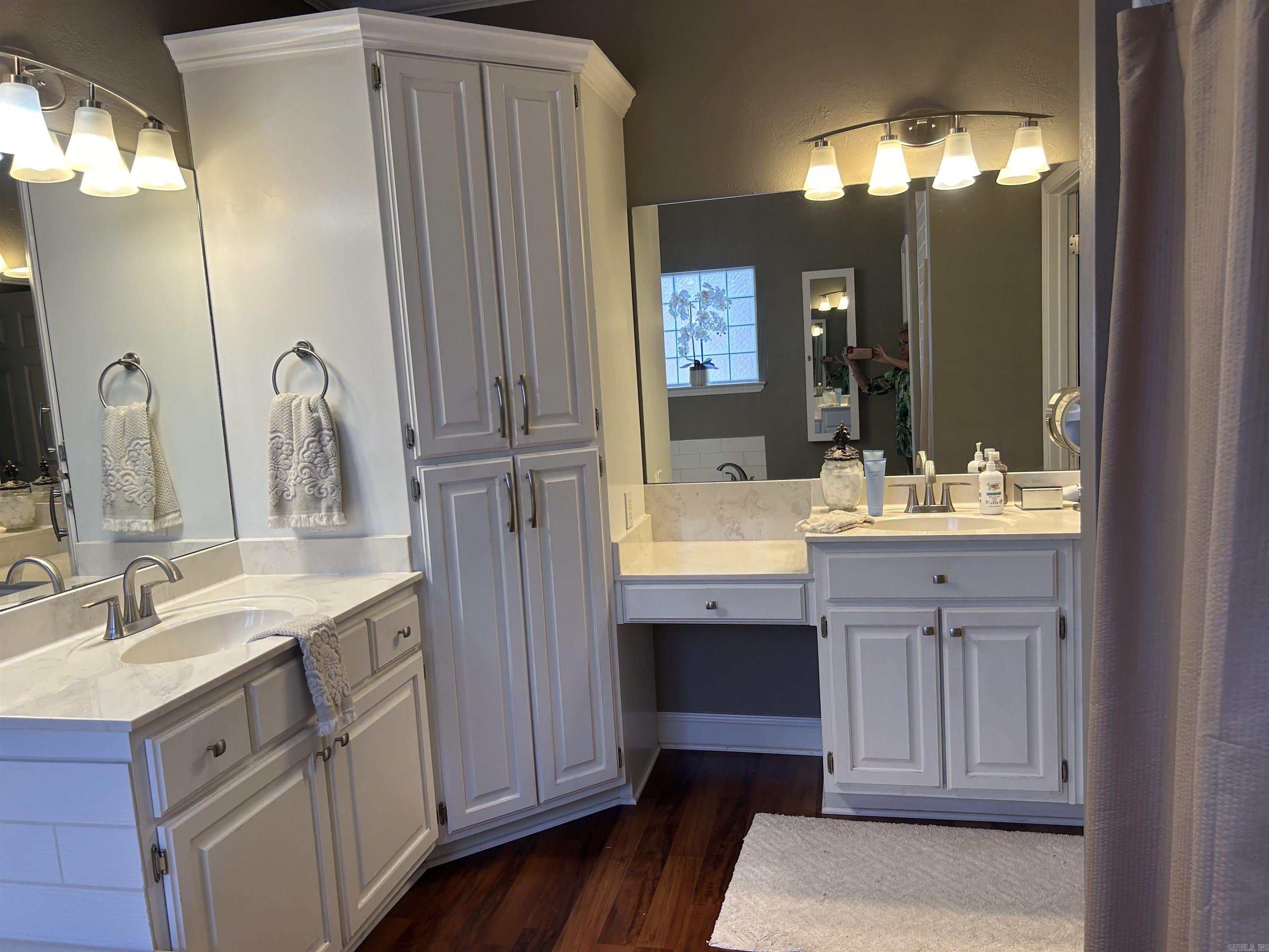 24 Ozark  Maumelle, AR