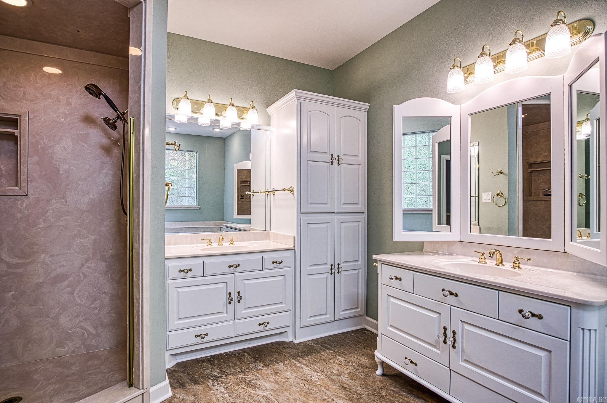 3 SACEDON  Hot Springs Village, AR