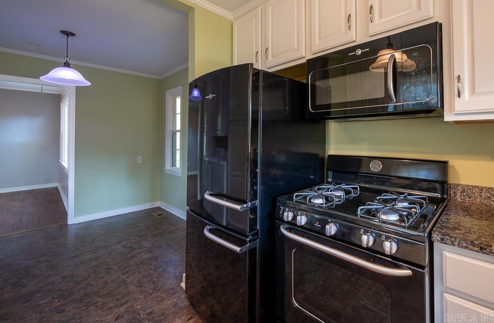 1924 Pine Valley  Little Rock, AR