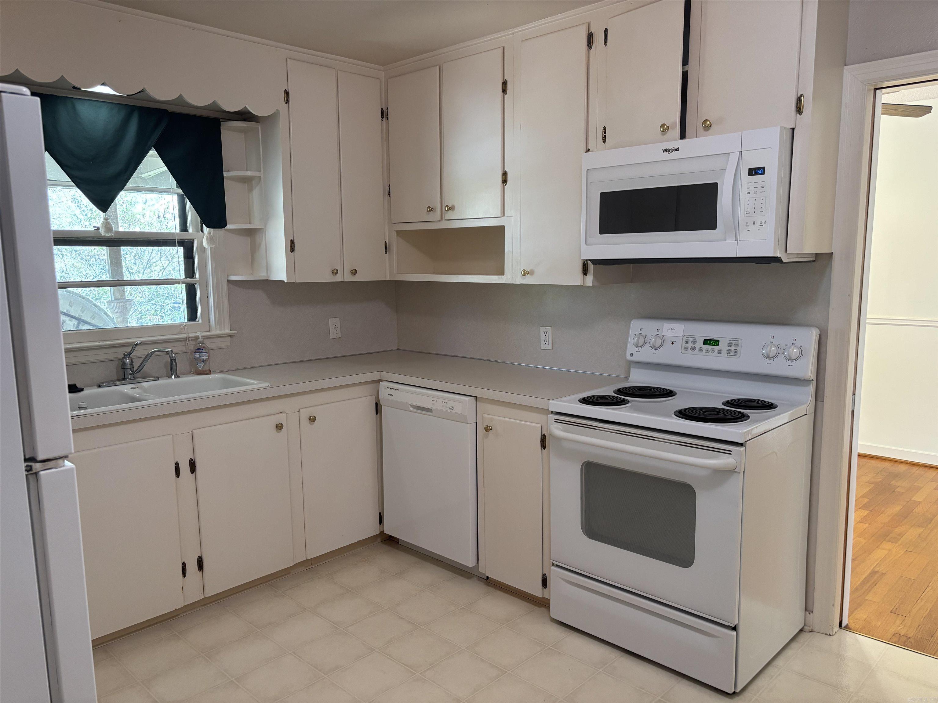 2816 Crouchwood  Little Rock, AR