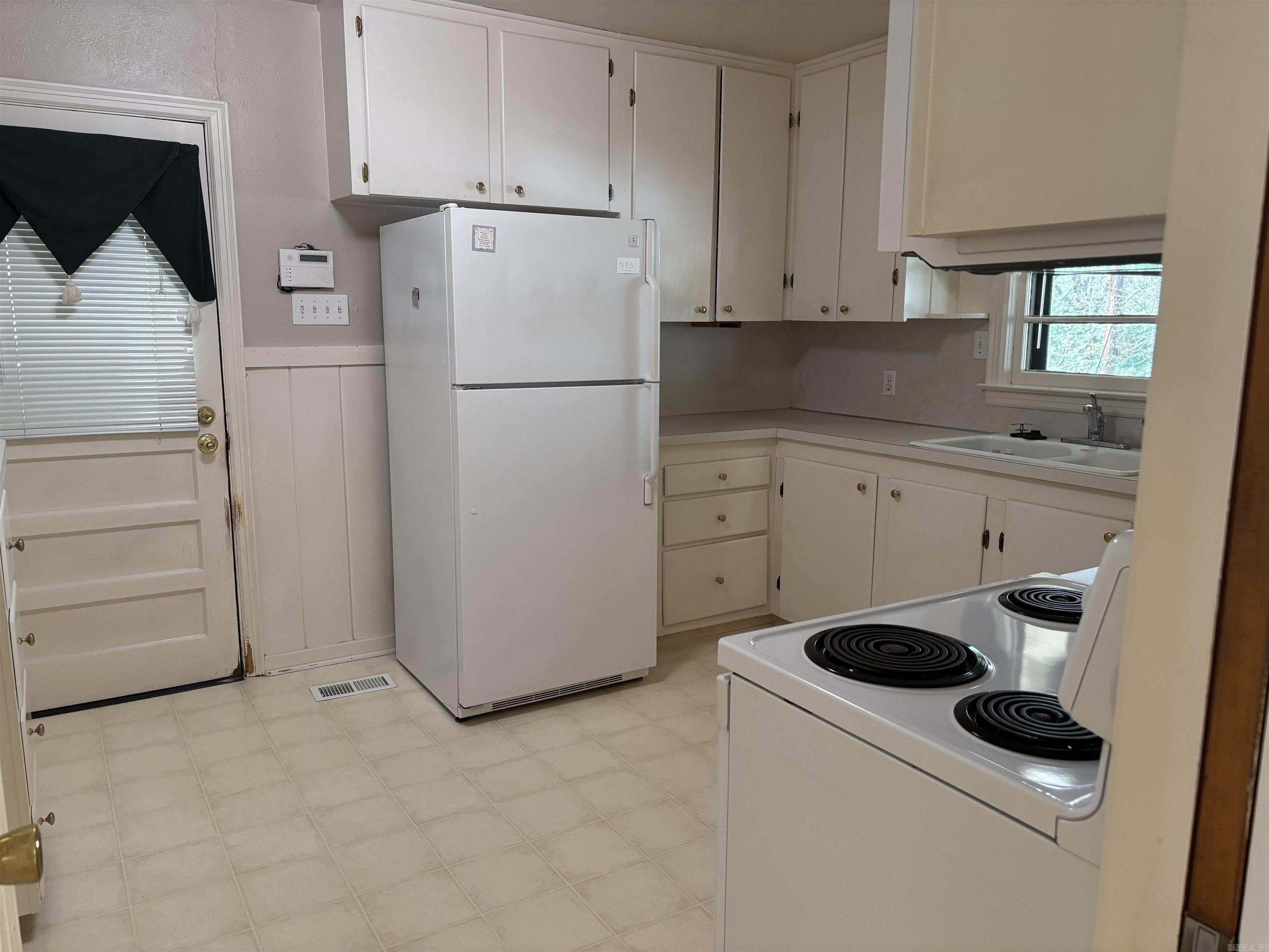 2816 Crouchwood  Little Rock, AR