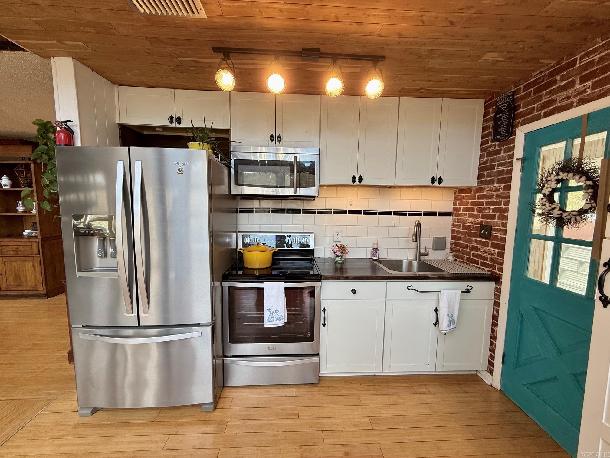 280 Lost End  Hot Springs, AR