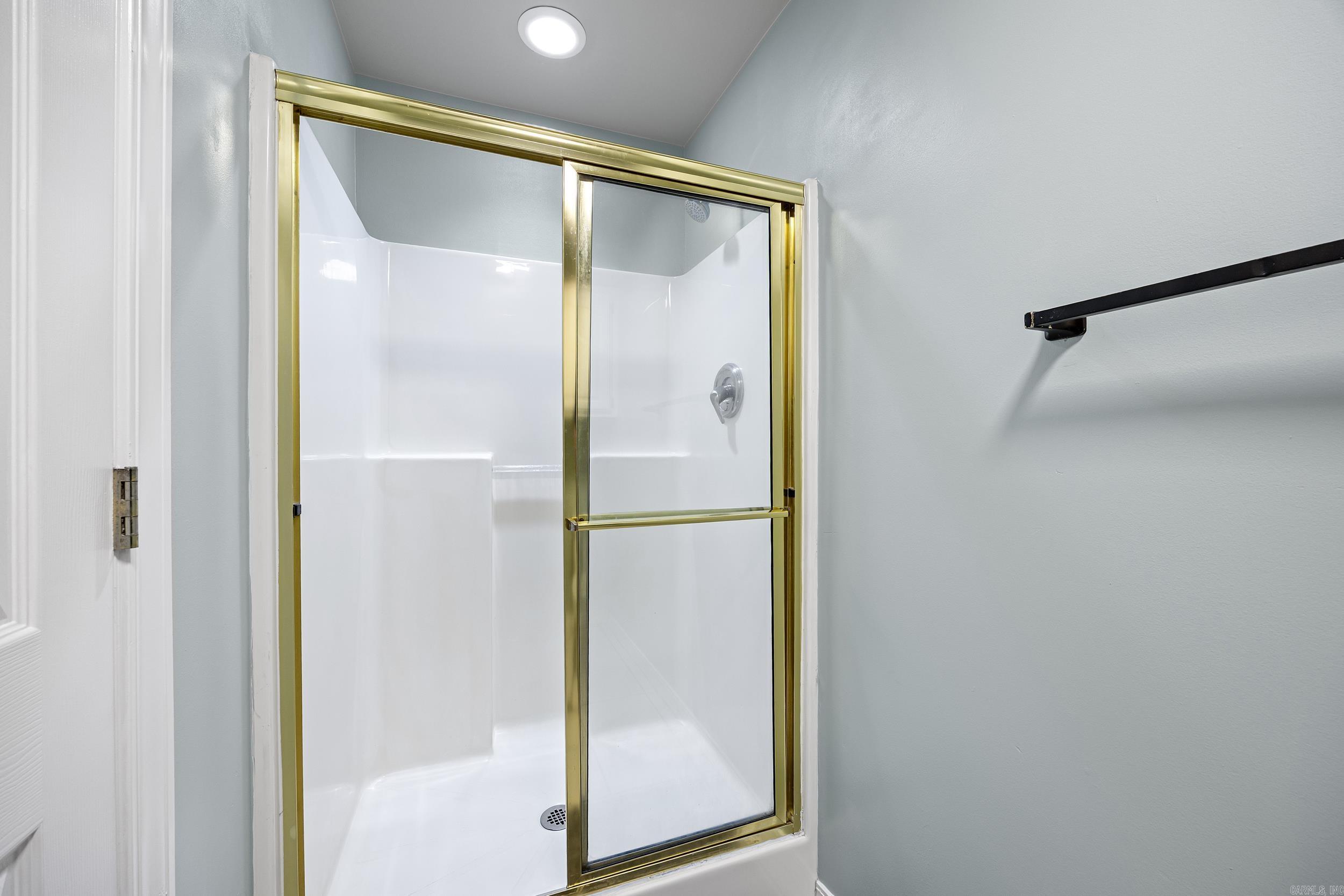 2303 W 5th  Russellville, AR