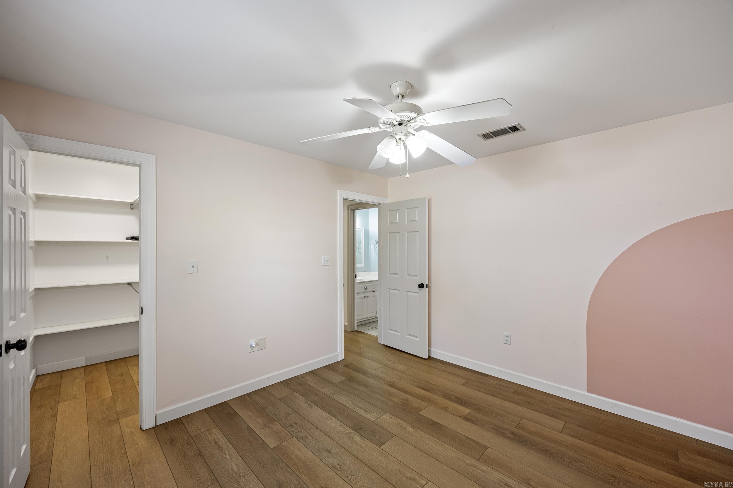 2303 W 5th  Russellville, AR