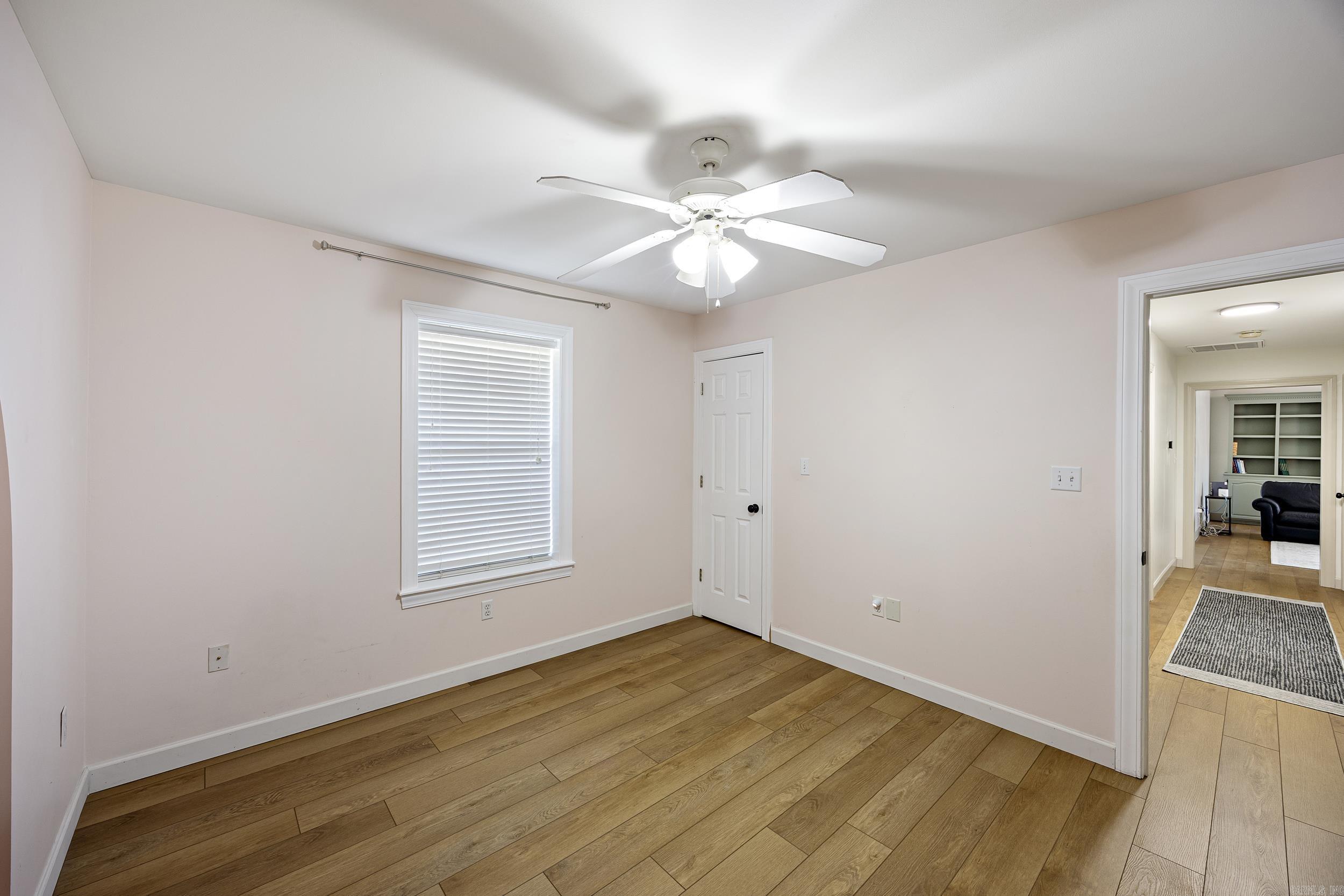 2303 W 5th  Russellville, AR