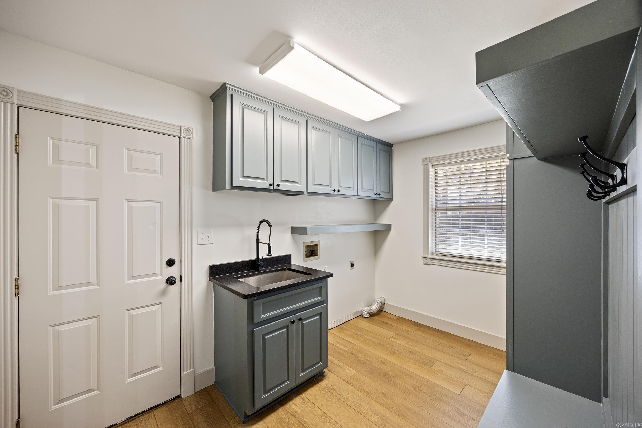 2303 W 5th  Russellville, AR