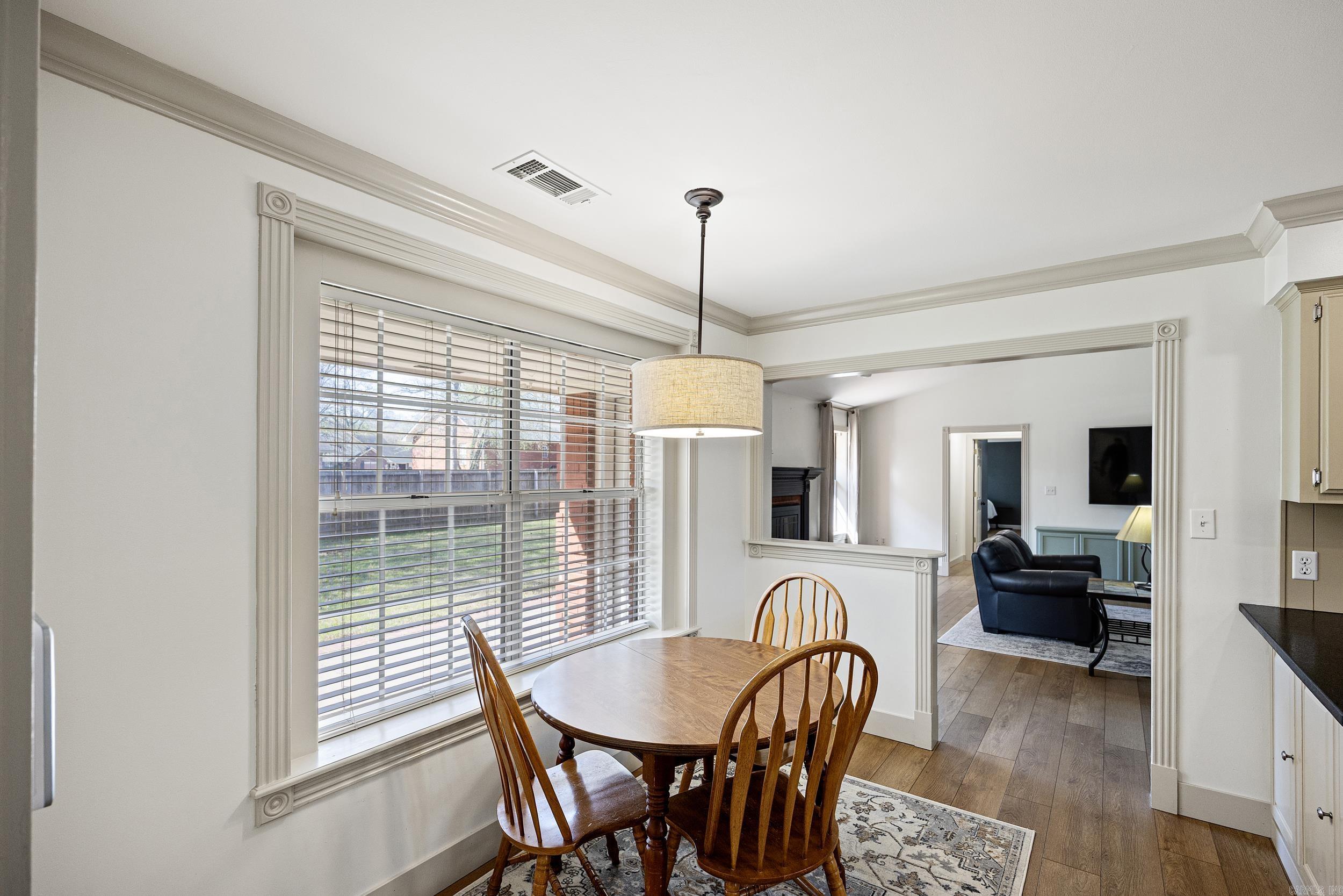 2303 W 5th  Russellville, AR