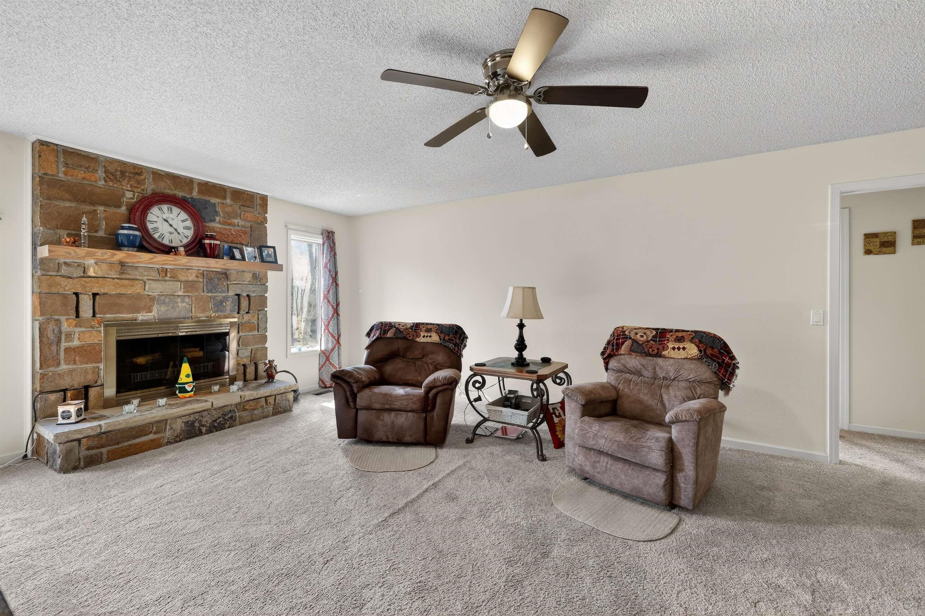 39 Huesca  Hot Springs Village, AR