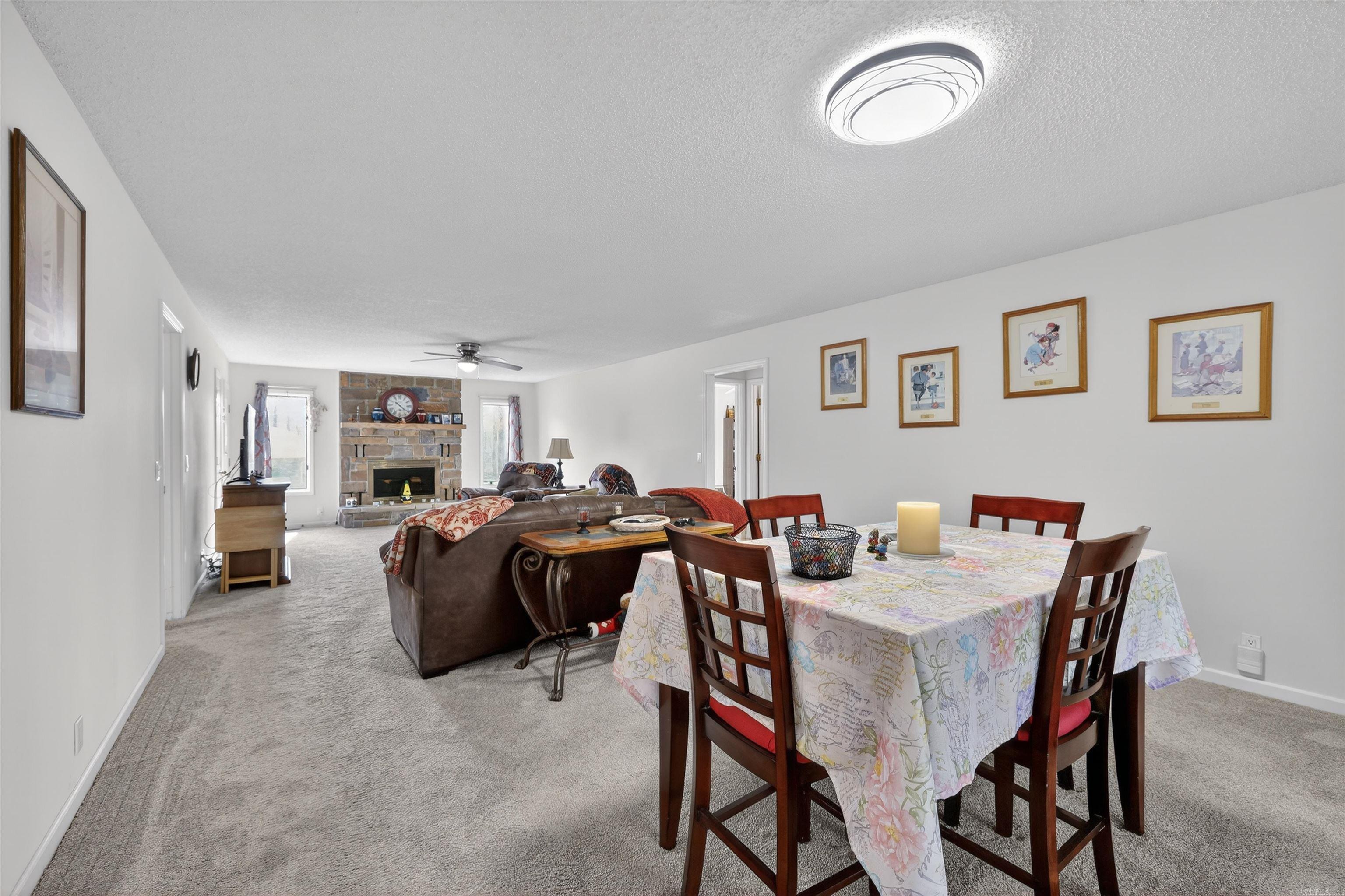 39 Huesca  Hot Springs Village, AR