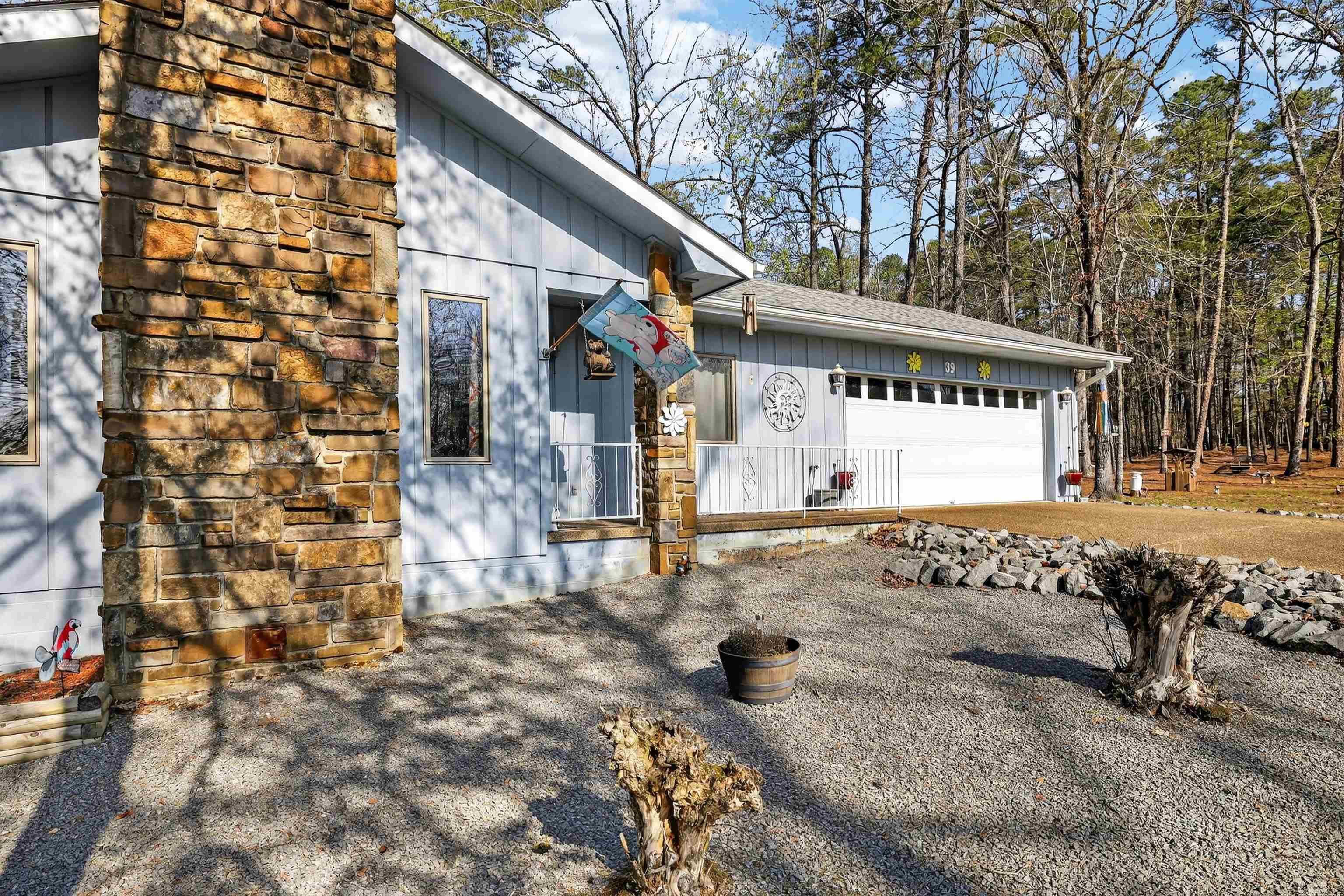 39 Huesca  Hot Springs Village, AR