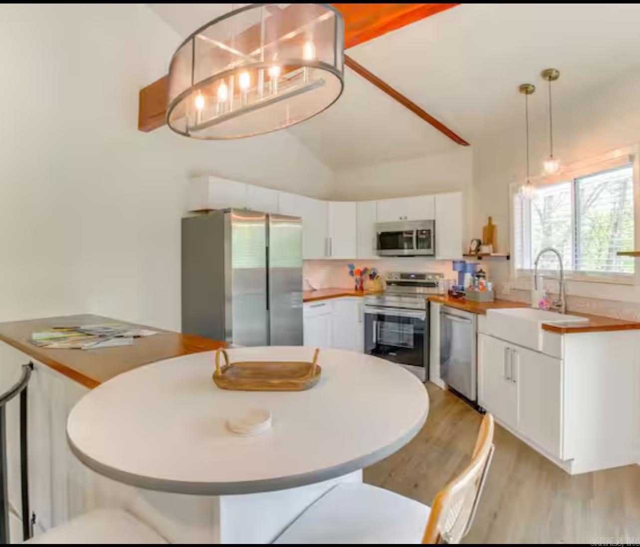 302 Independence  Hot Springs, AR