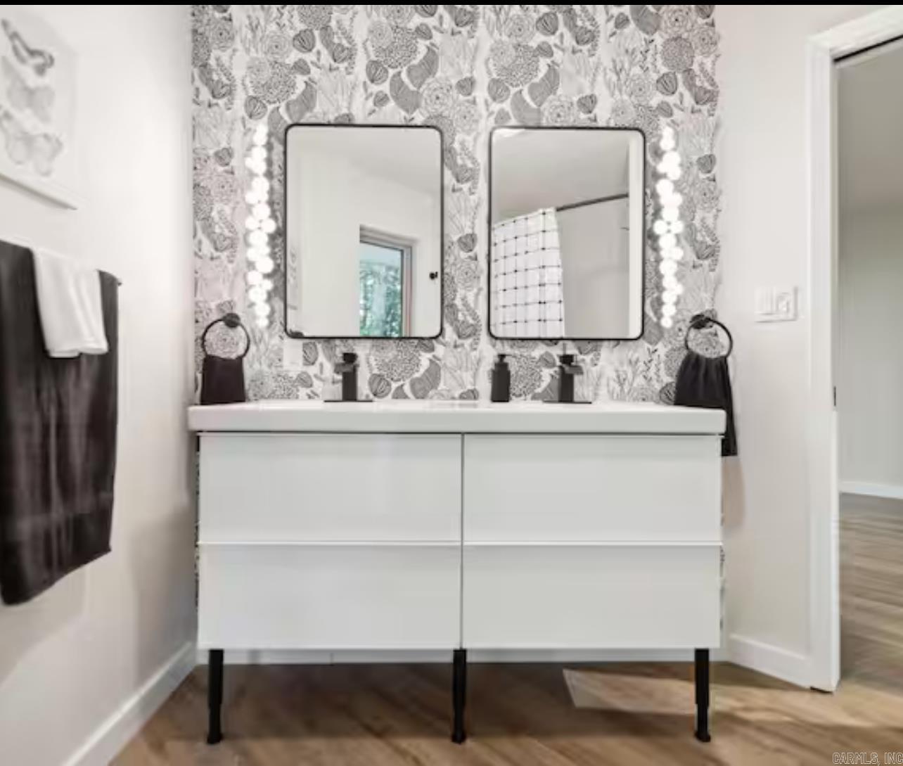 302 Independence  Hot Springs, AR