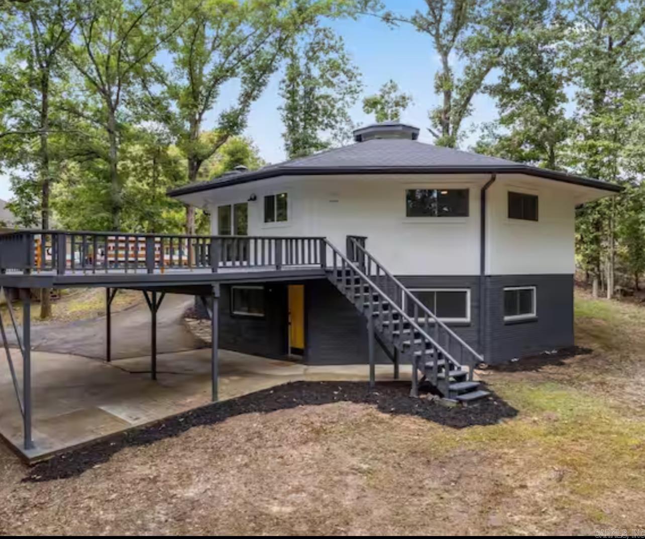 302 Independence  Hot Springs, AR