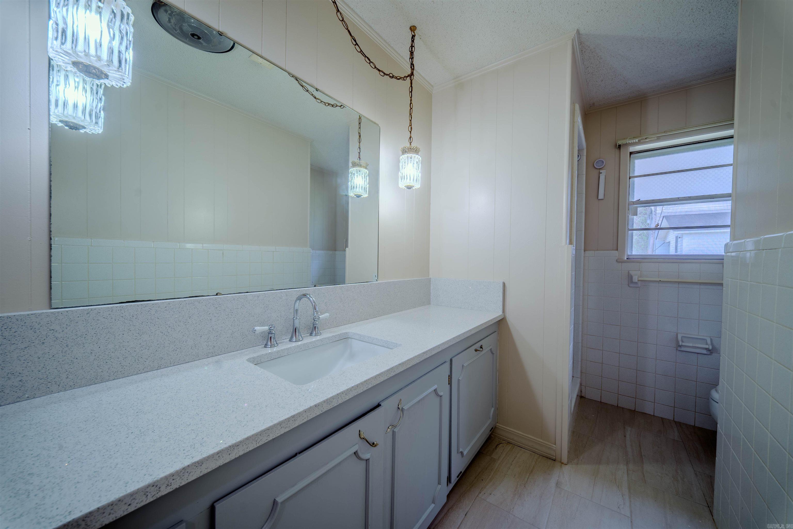 2173 California  Camden, AR