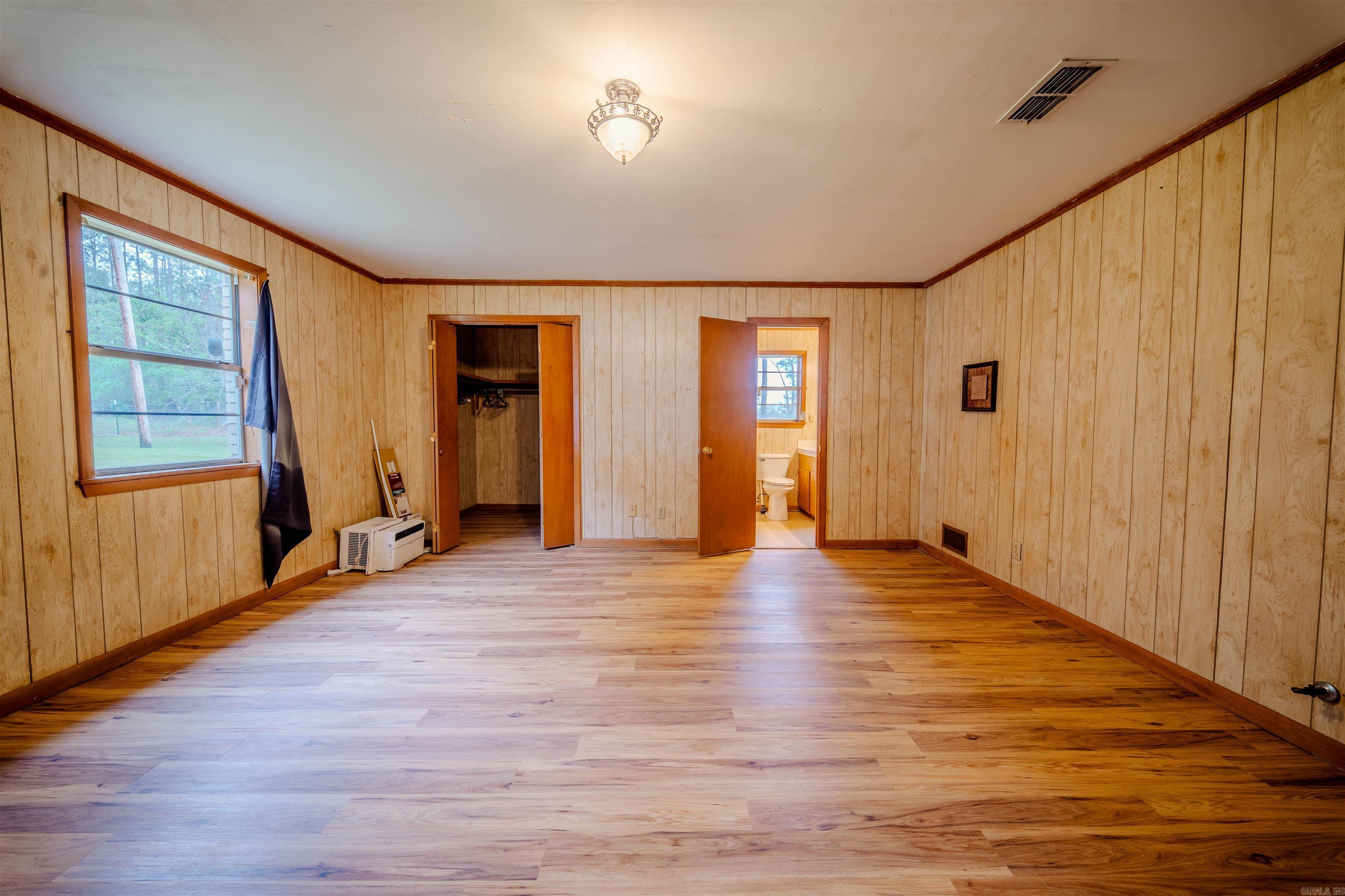 2173 California  Camden, AR