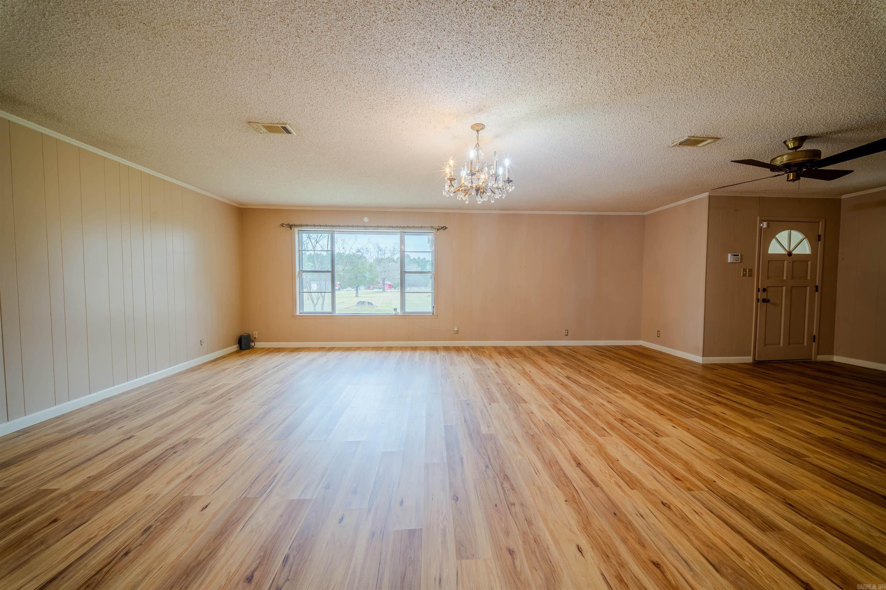 2173 California  Camden, AR