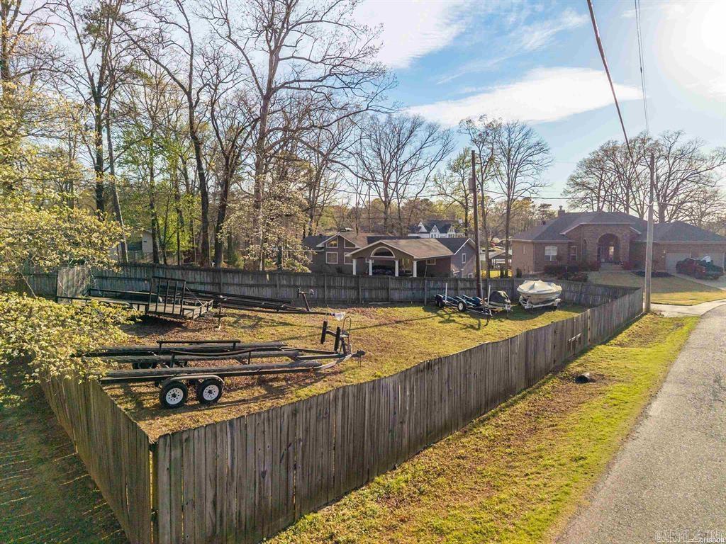 227 Bayshore Cove Hot Springs, AR 71901