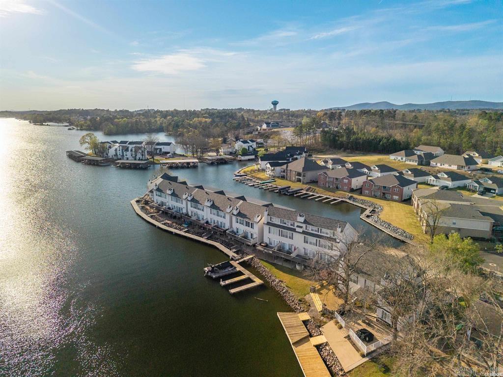 227 Bayshore Cove Hot Springs, AR 71901