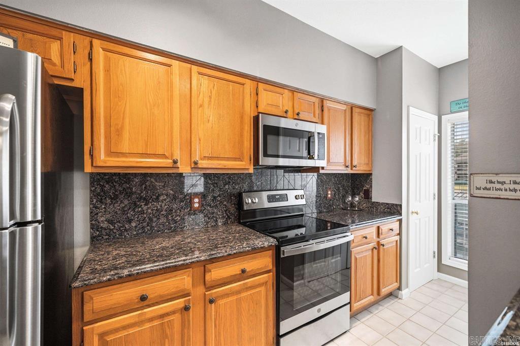 227 Bayshore Cove Hot Springs, AR 71901