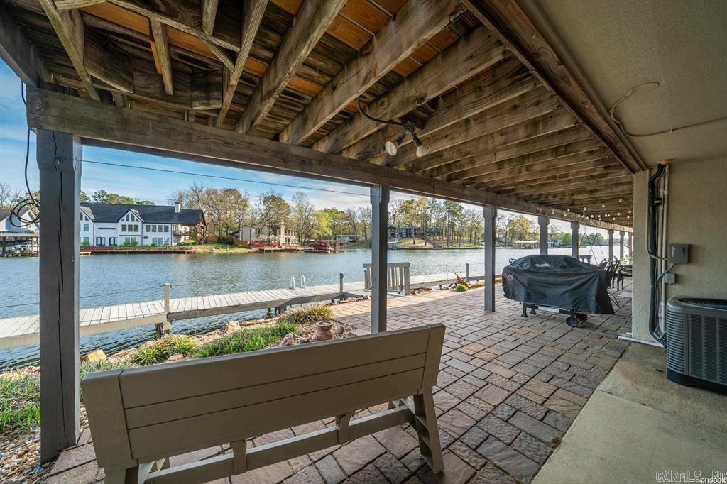 227 Bayshore Cove Hot Springs, AR 71901