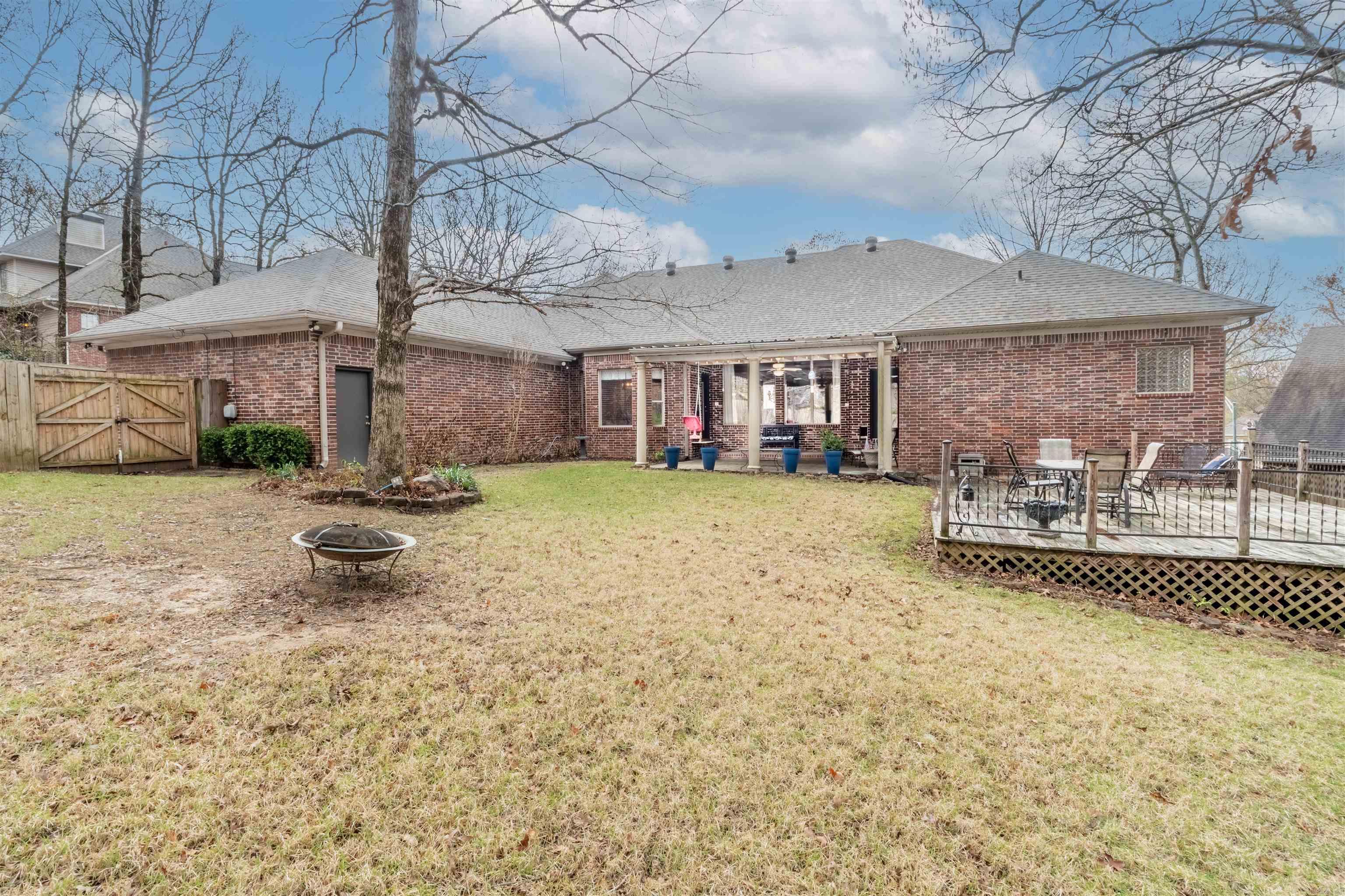 515 Shady Valley  North Little Rock, AR