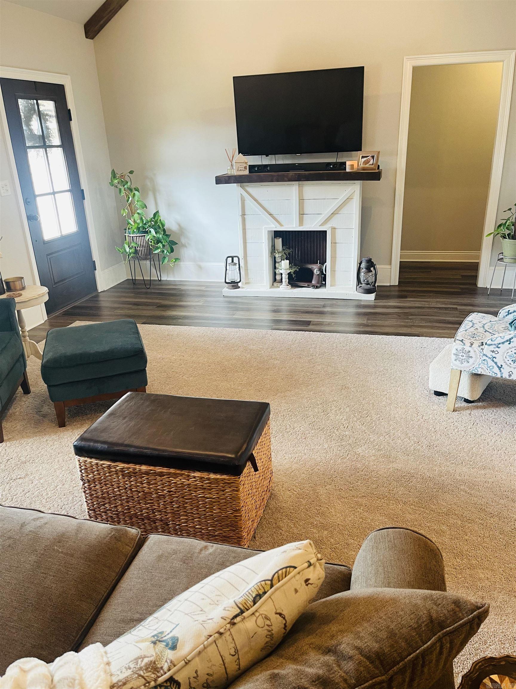 803 Adamson Dr Searcy, AR 72143