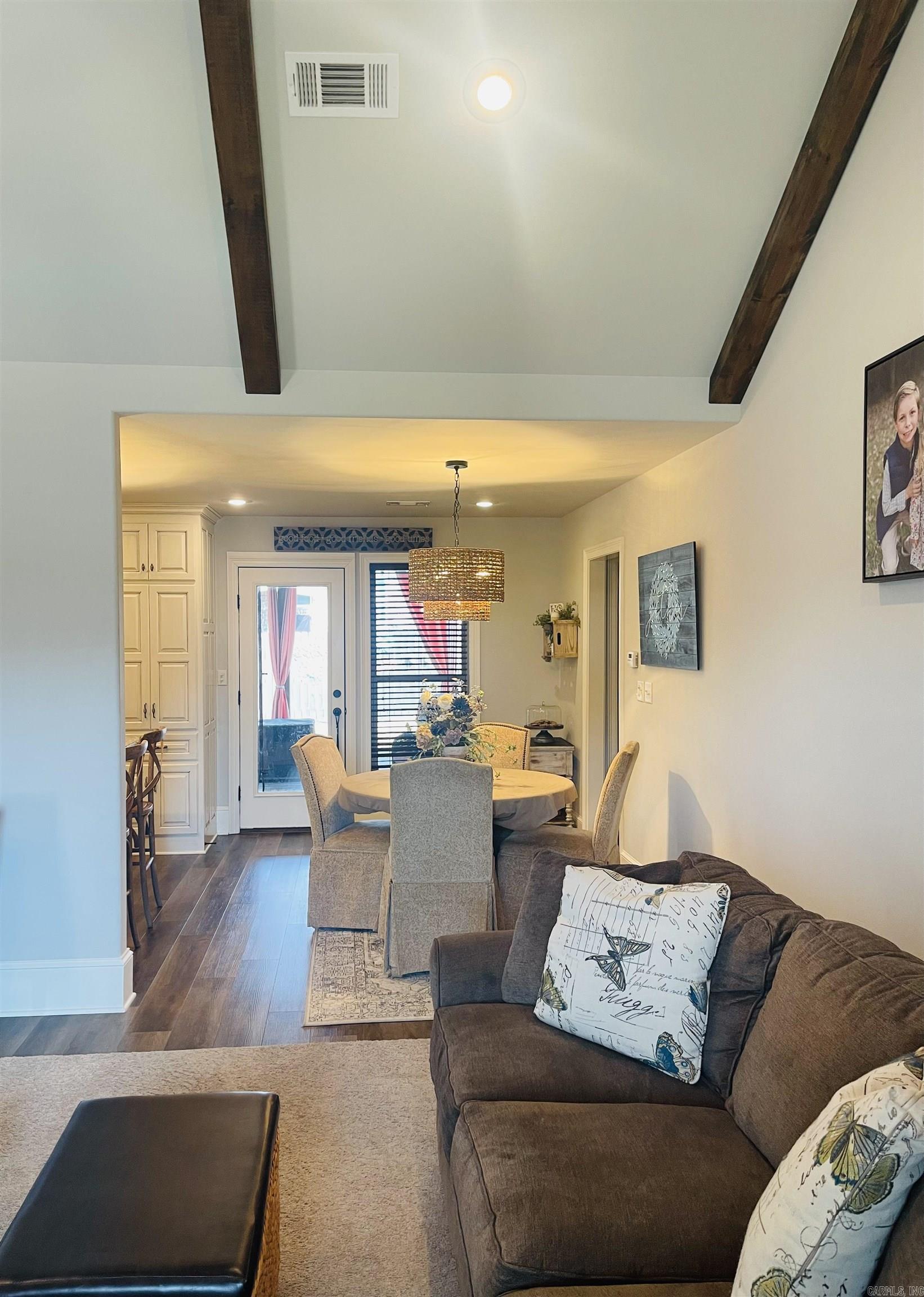 803 Adamson Dr Searcy, AR 72143