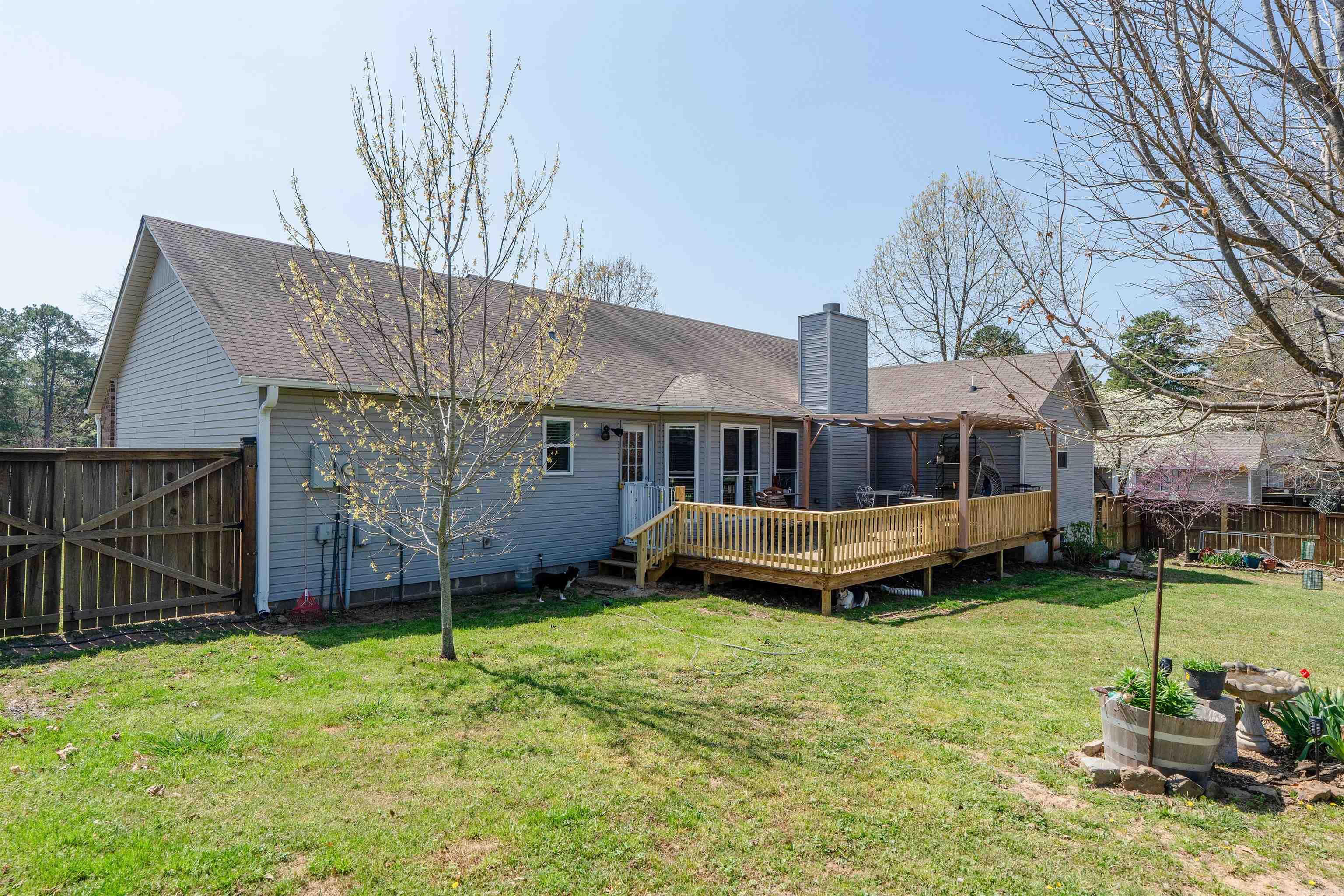 2110 Edgewater  Heber Springs, AR