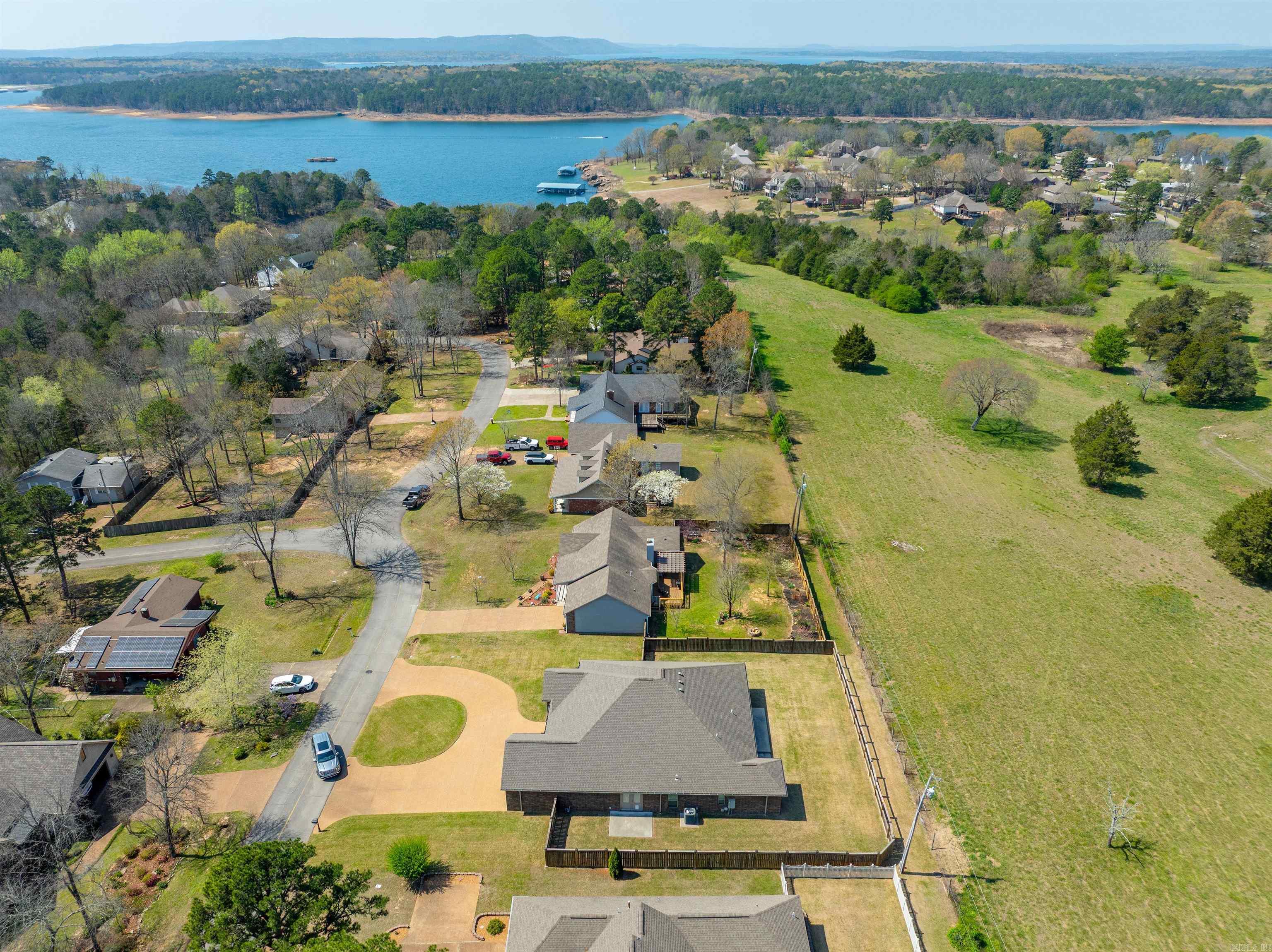 2110 Edgewater  Heber Springs, AR