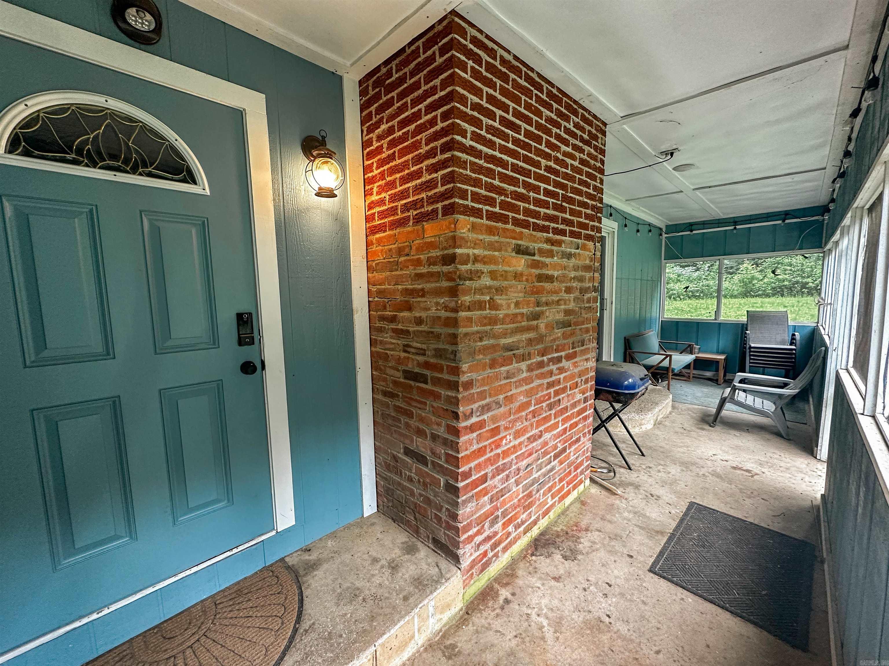 2243 Hwy 270  Mena, AR