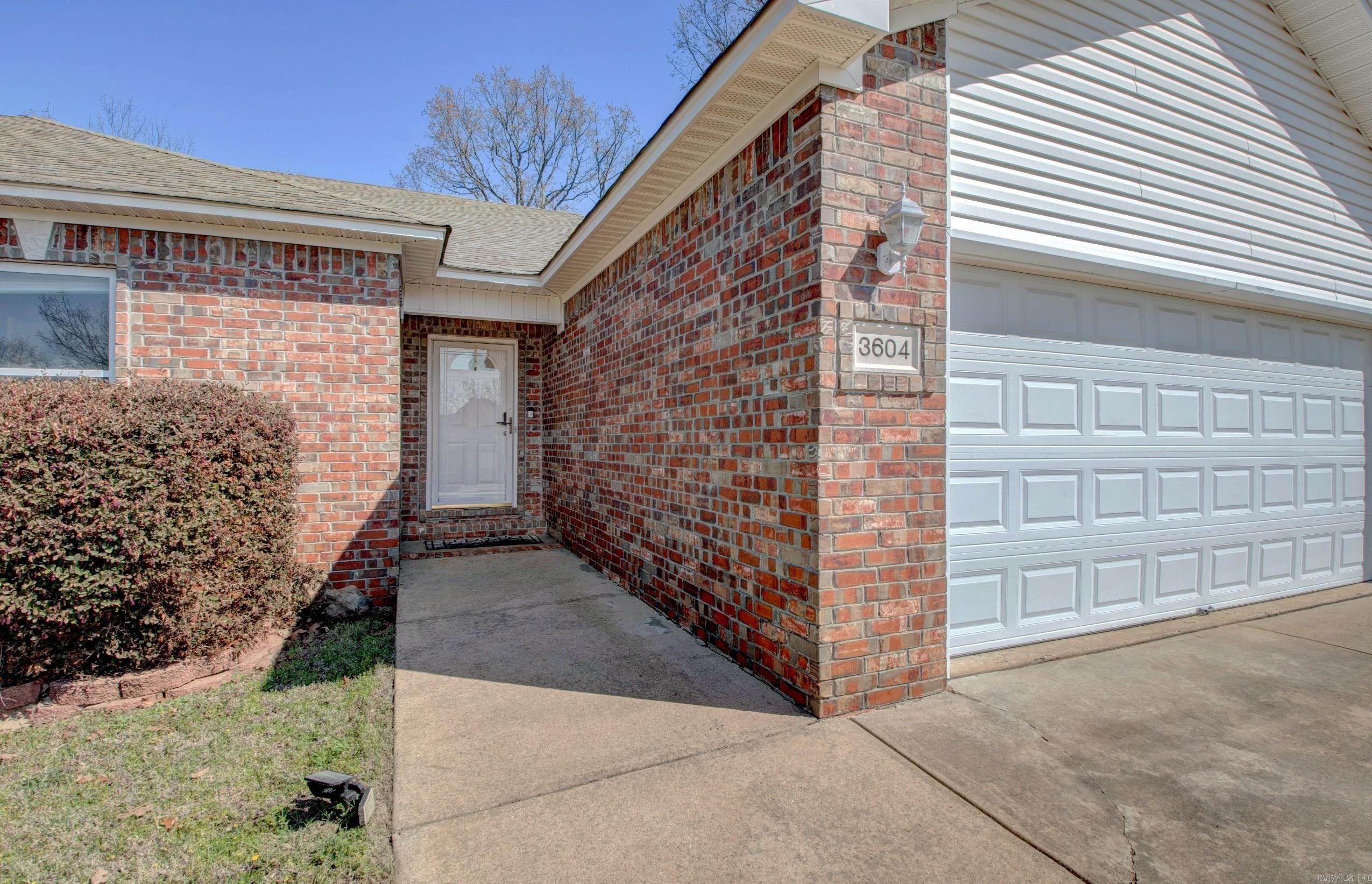 3604 Longstreet  Jacksonville, AR