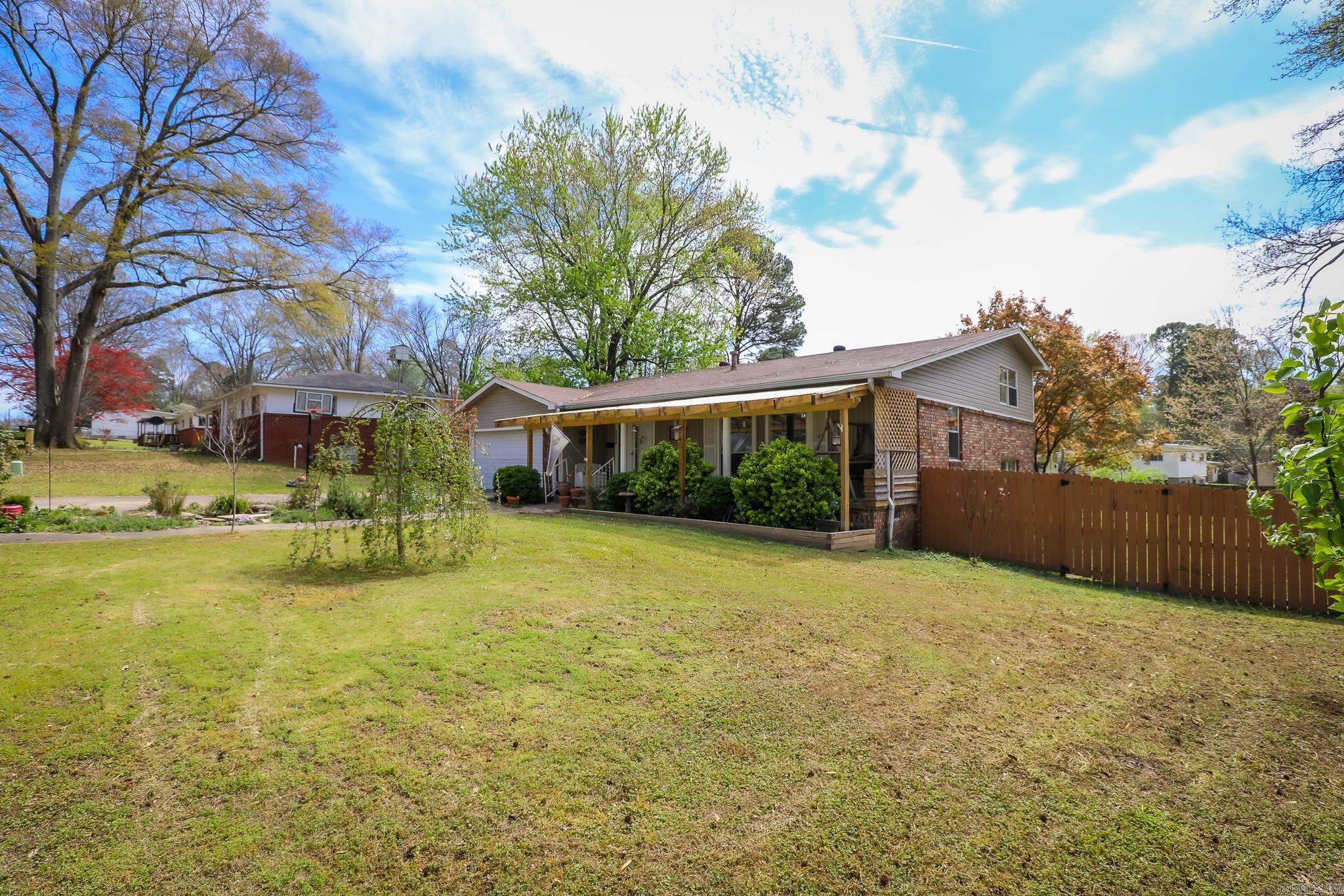 1223 JAMESON AVE  Benton, AR