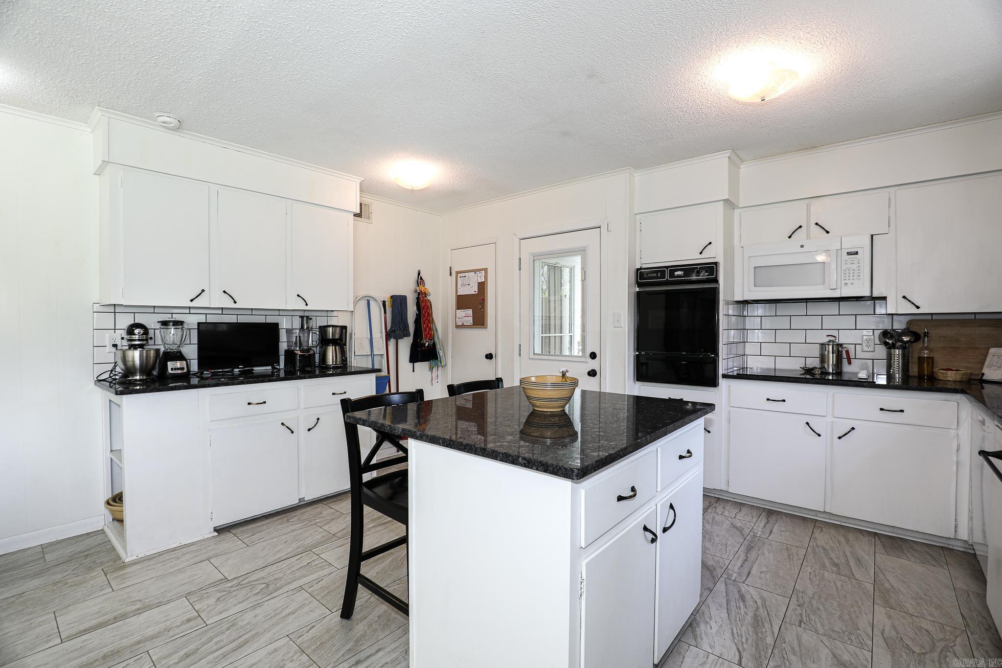 1223 JAMESON AVE  Benton, AR