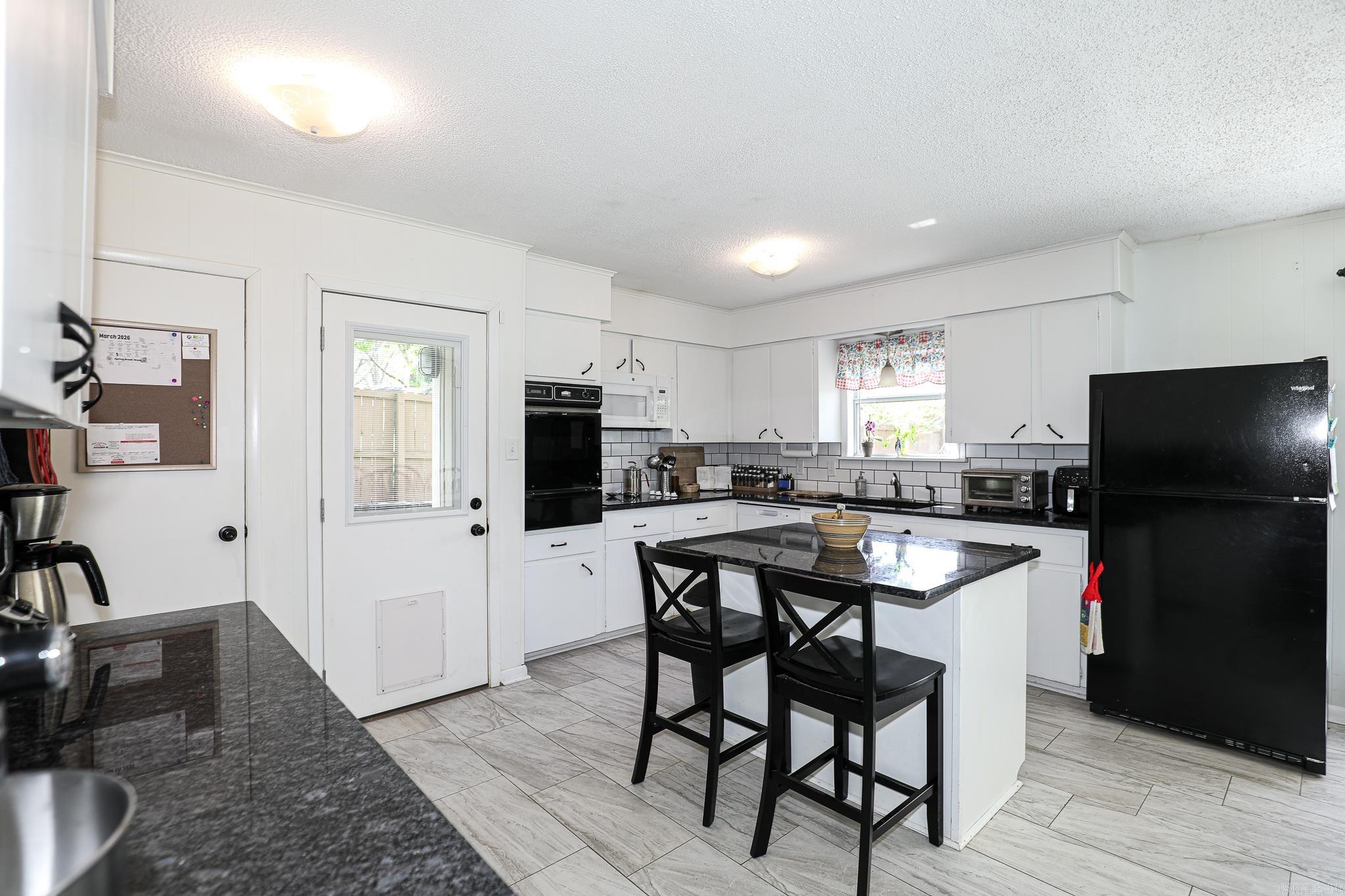 1223 JAMESON AVE  Benton, AR