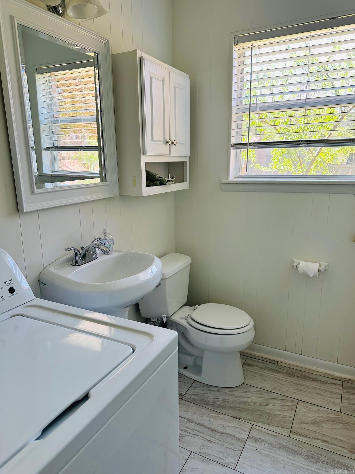 1223 JAMESON AVE  Benton, AR