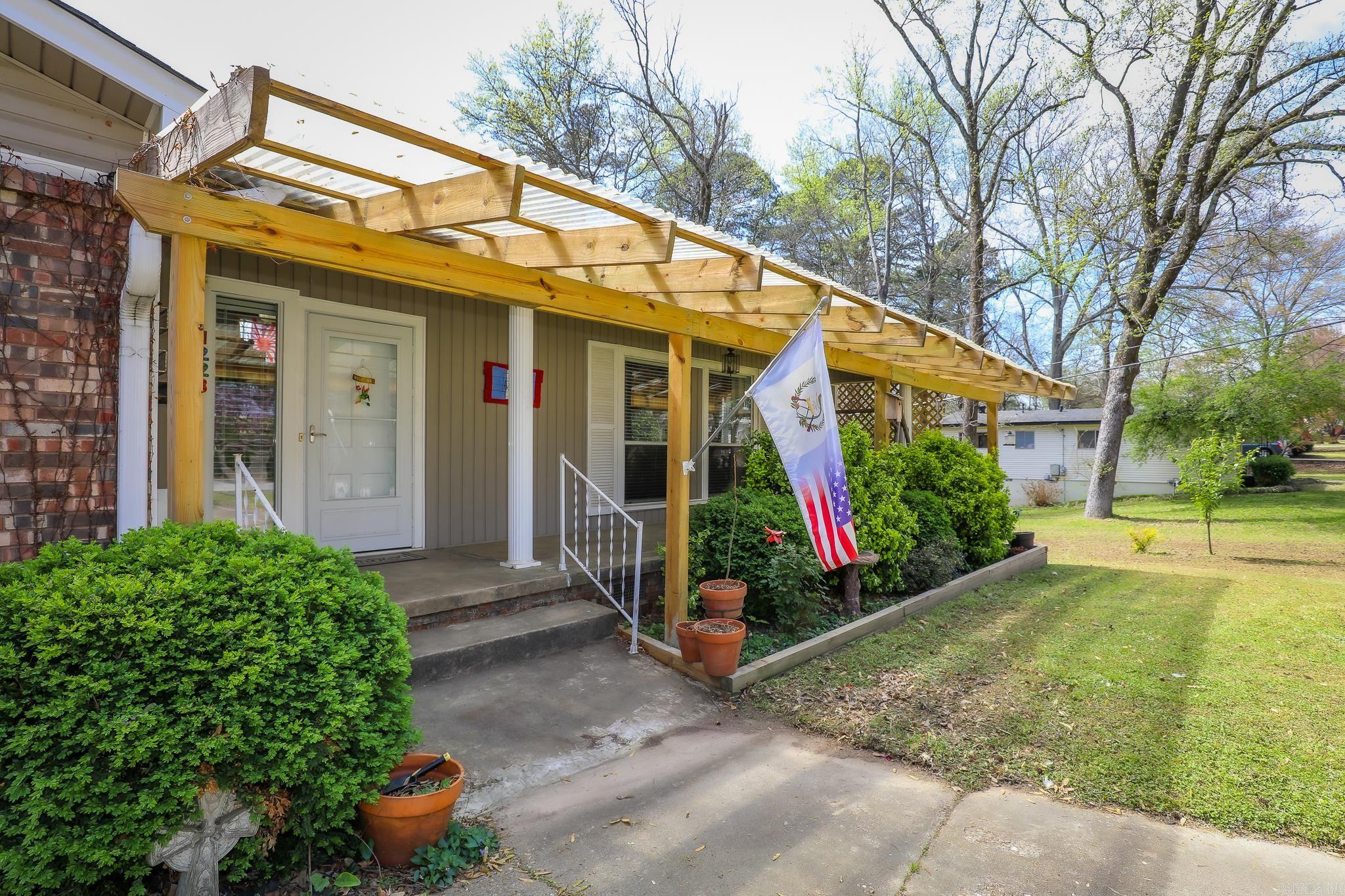 1223 JAMESON AVE  Benton, AR