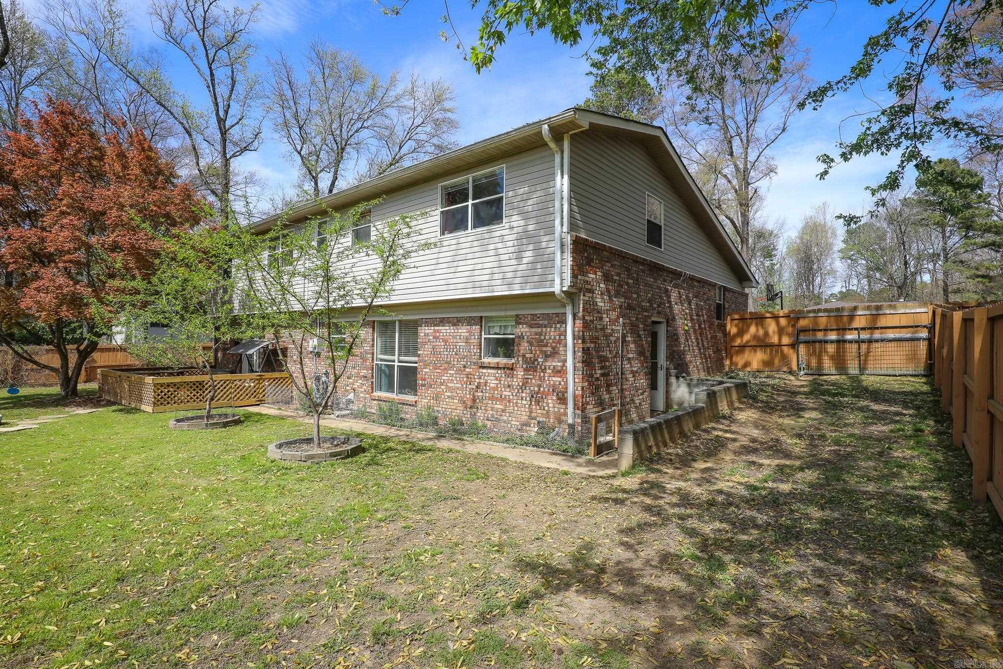 1223 JAMESON AVE  Benton, AR